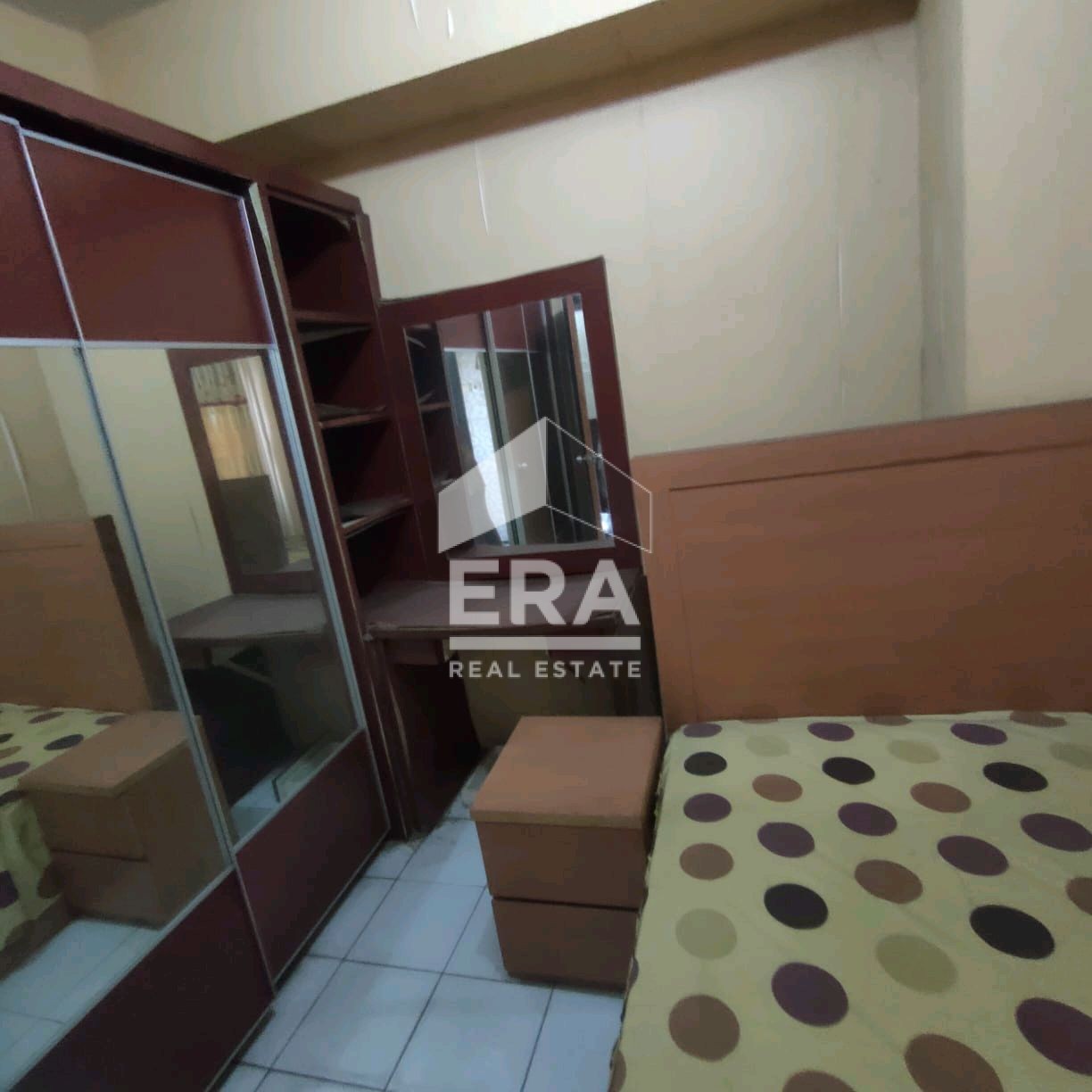 interior 6