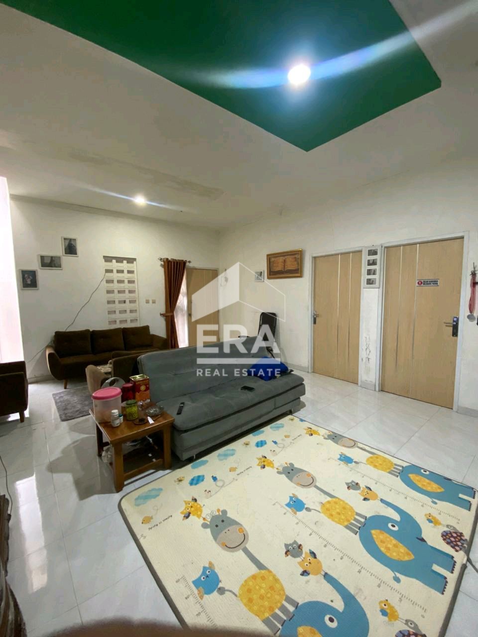 interior 6