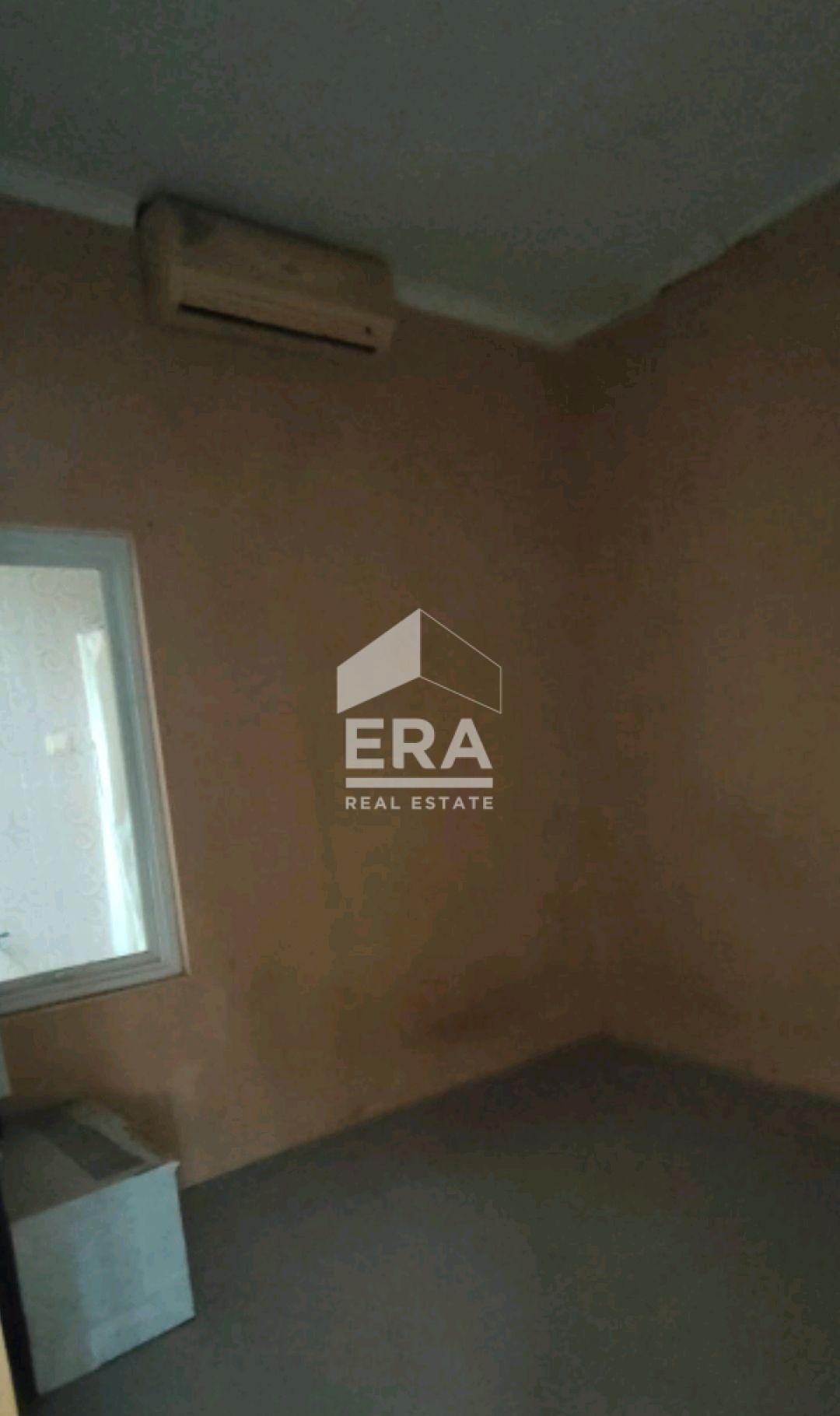 interior 8