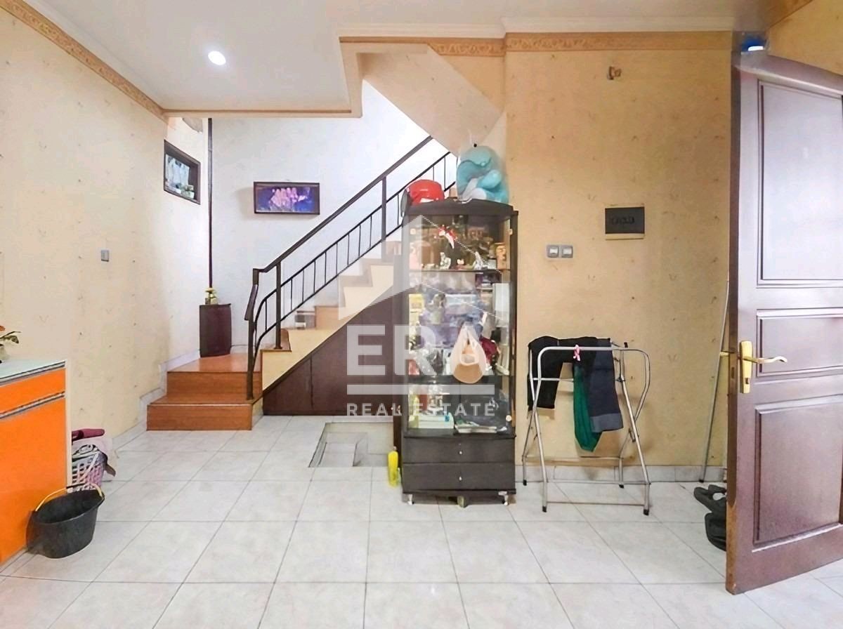 interior 5