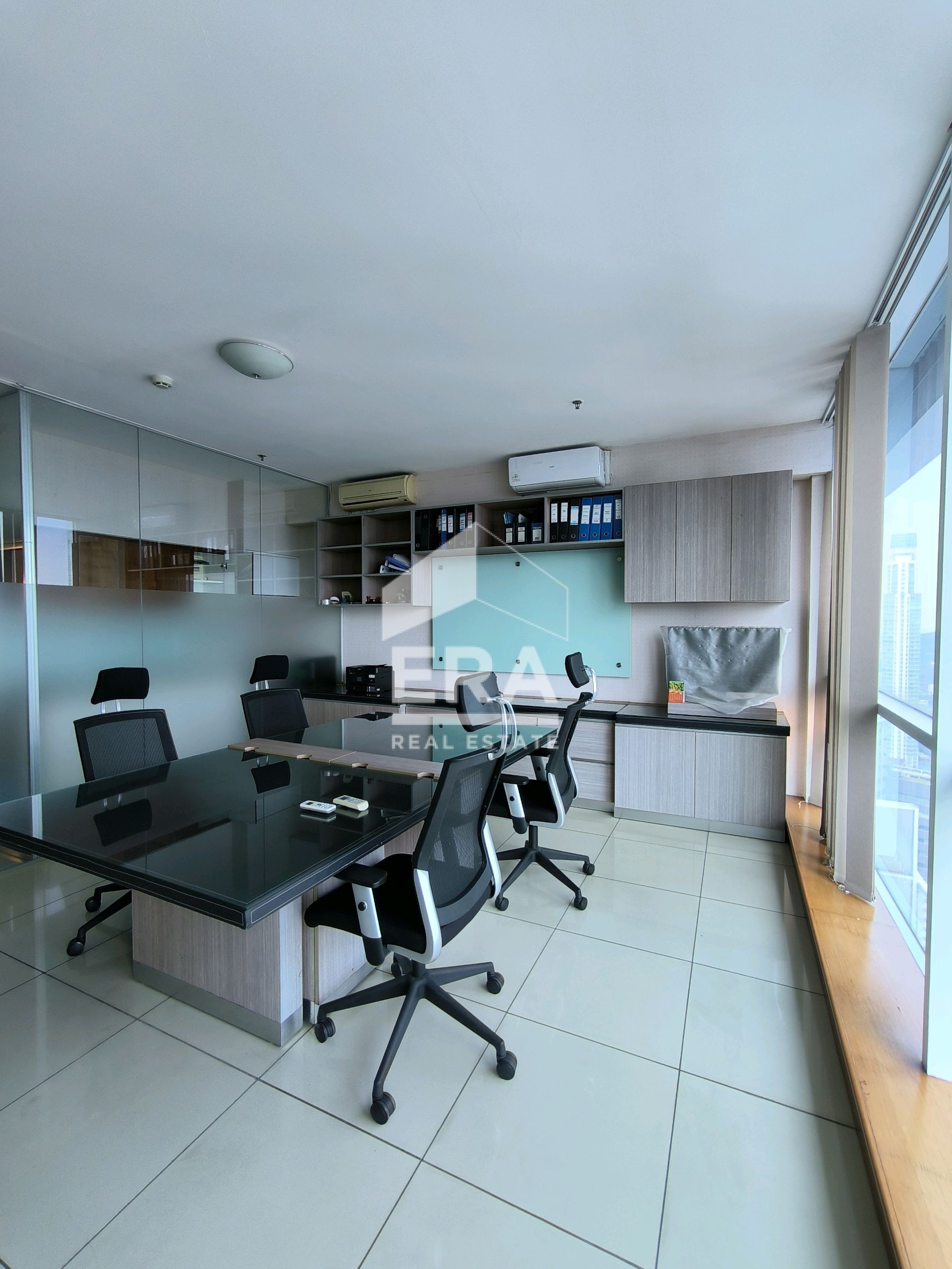 interior 2
