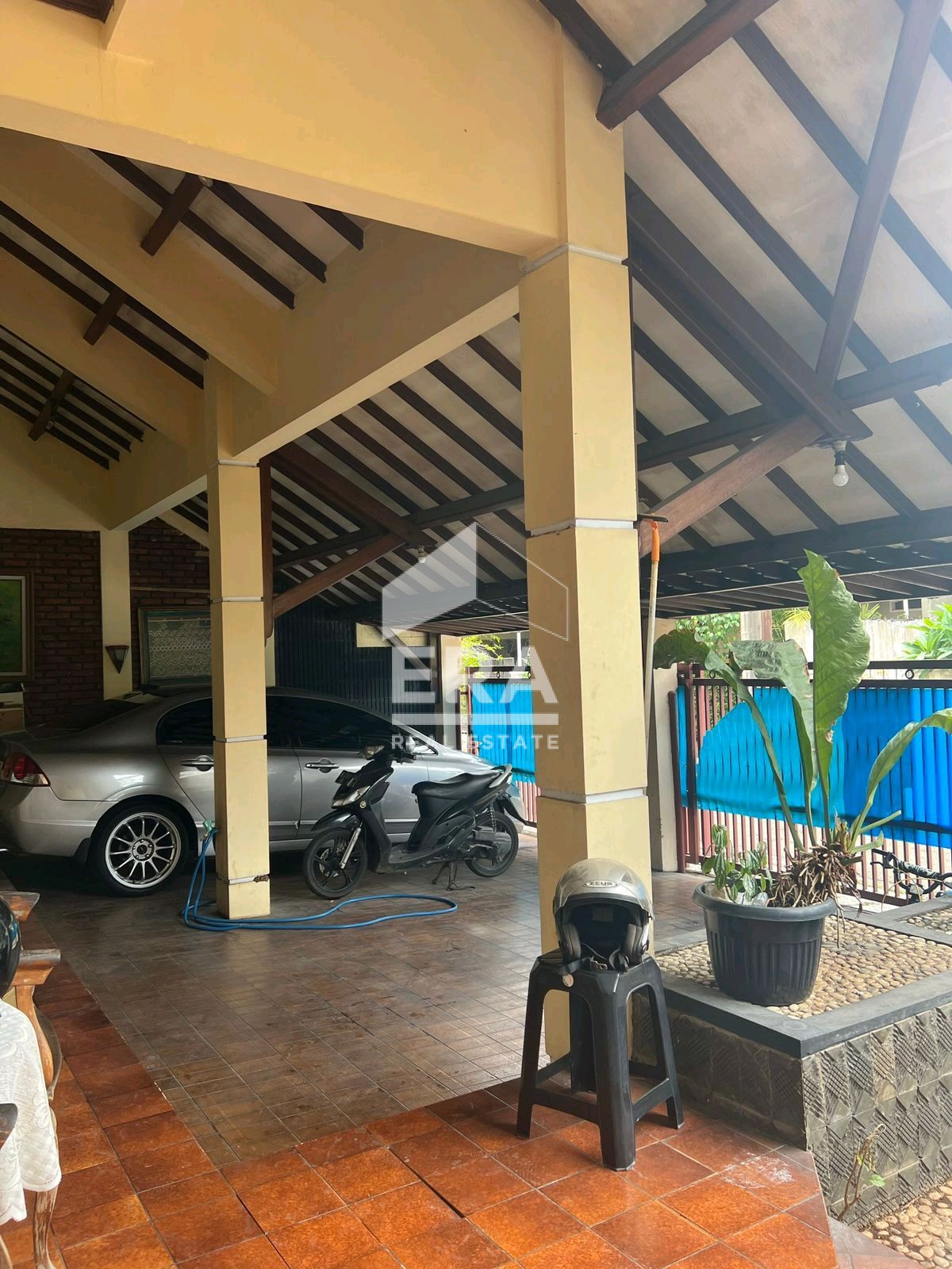 interior 3