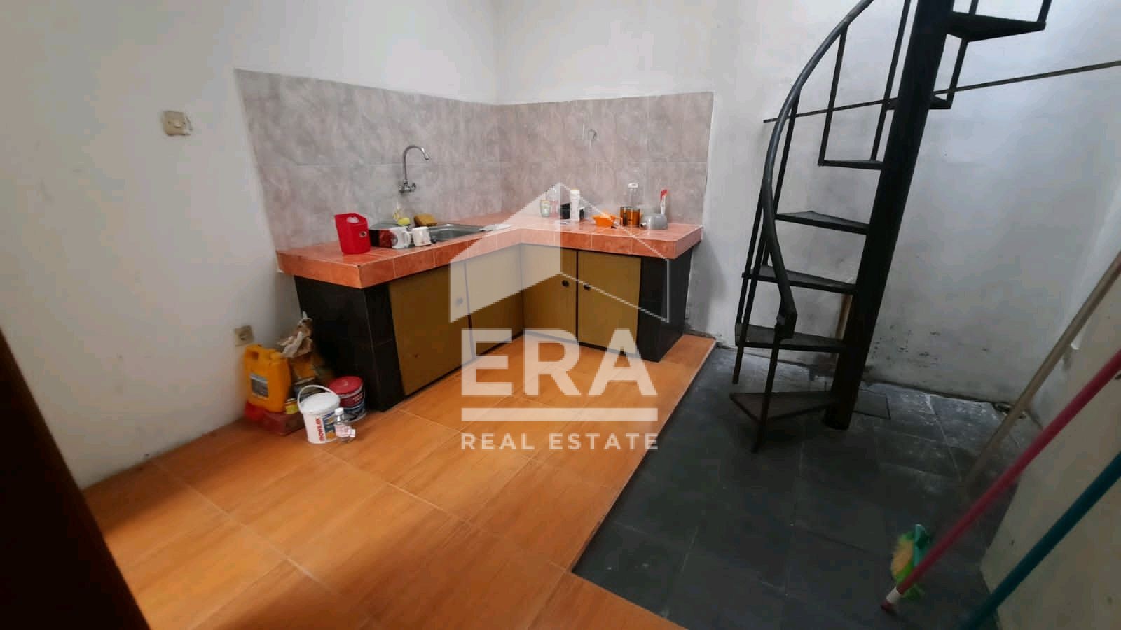 interior 4