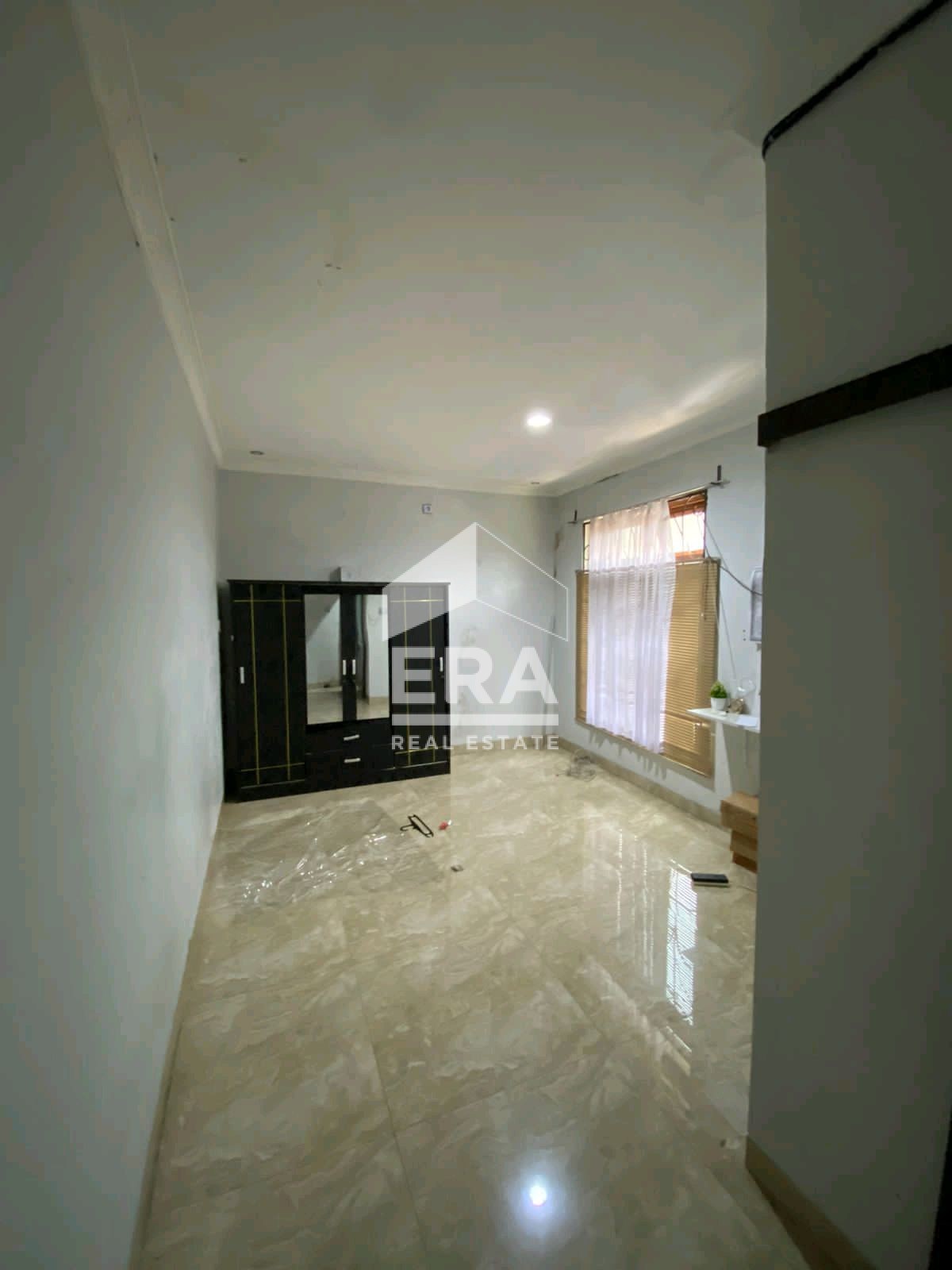 interior 2