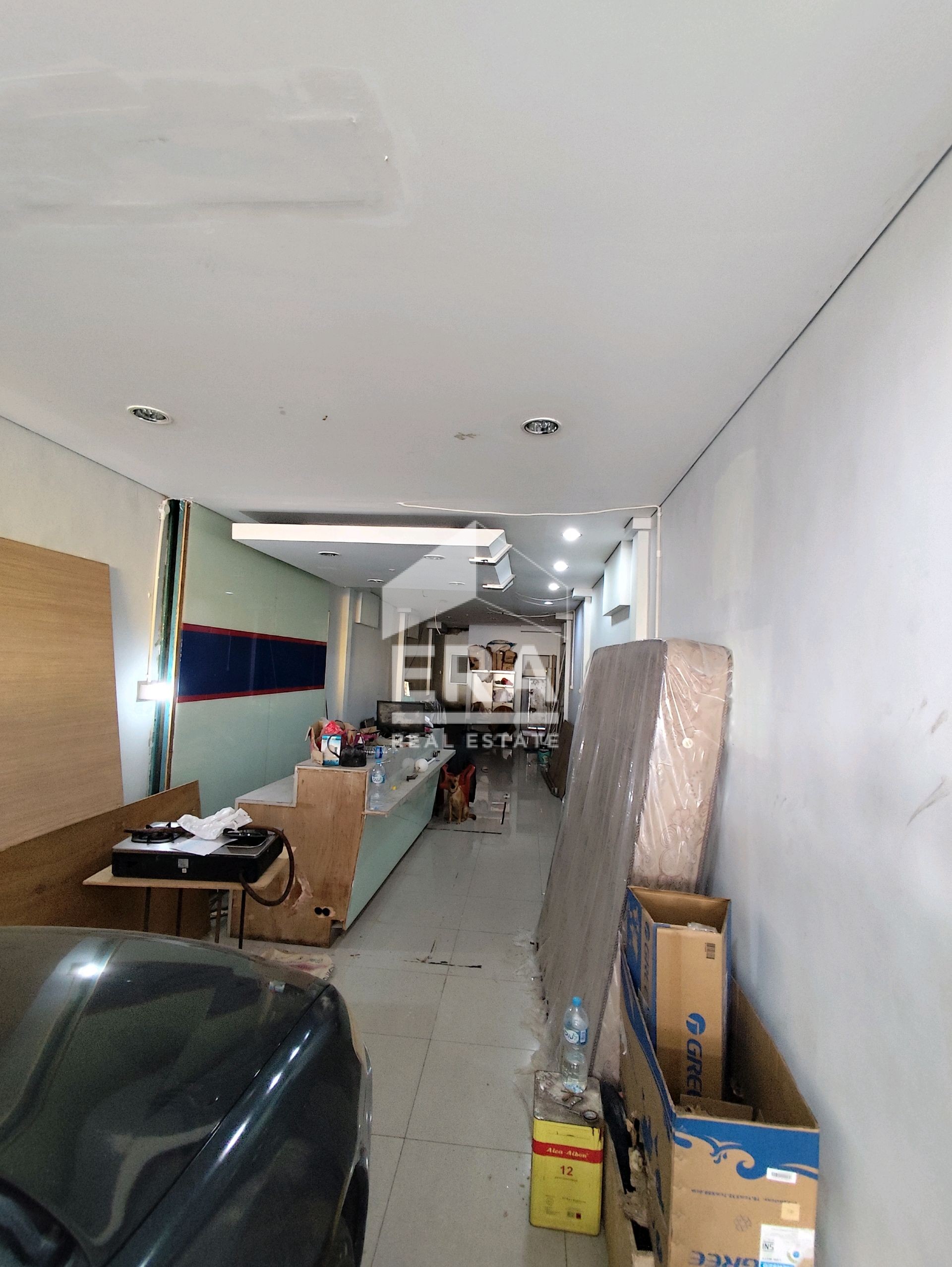 interior 4
