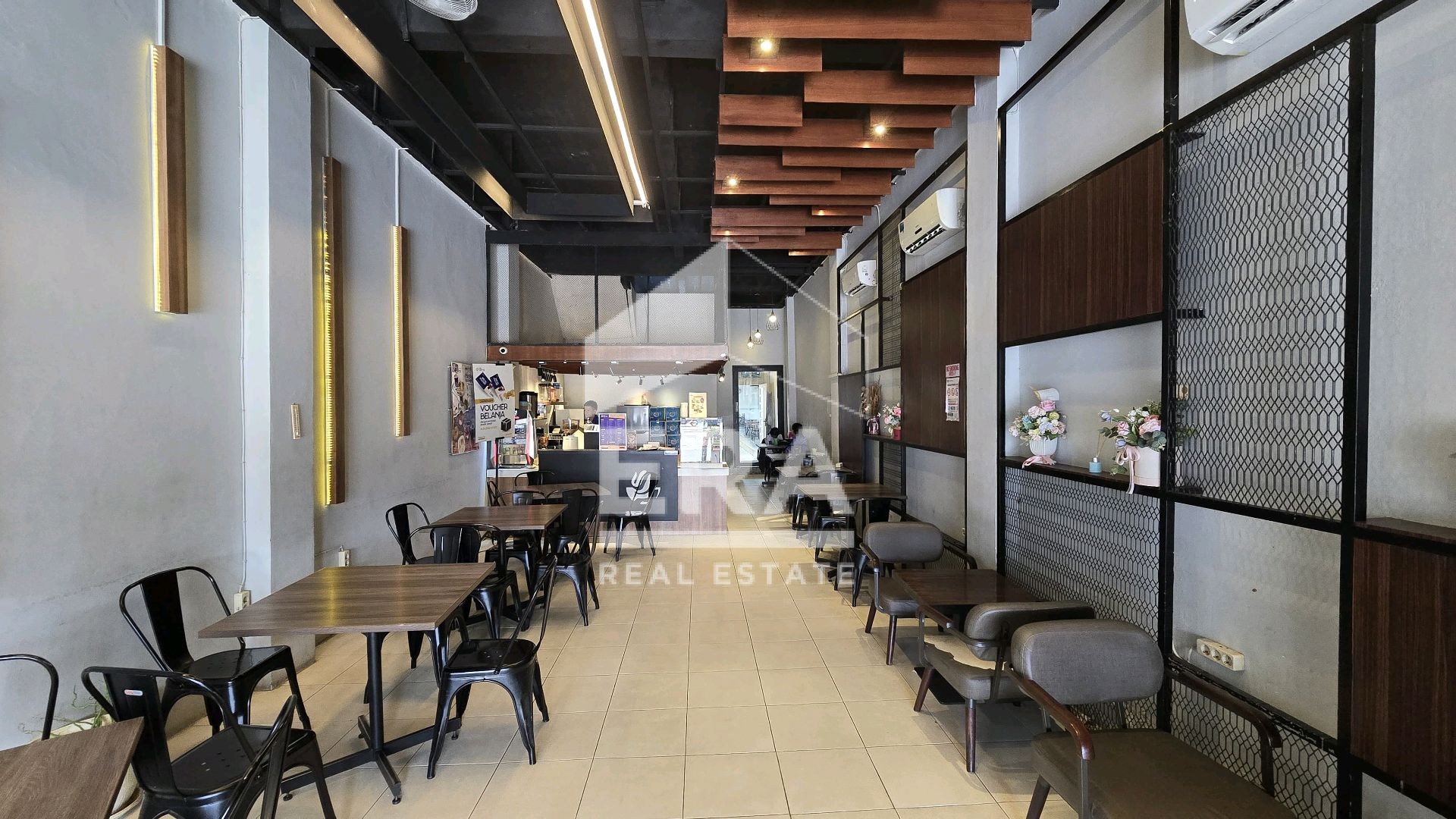 interior 2