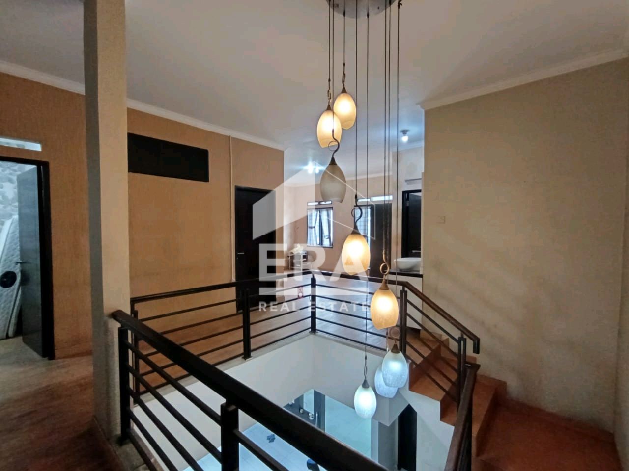 interior 7
