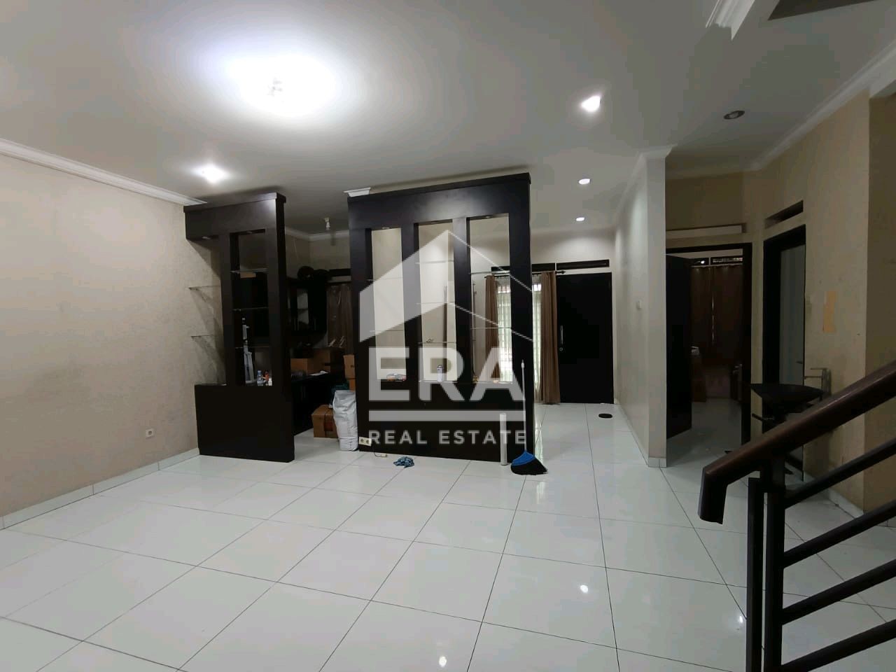 interior 2