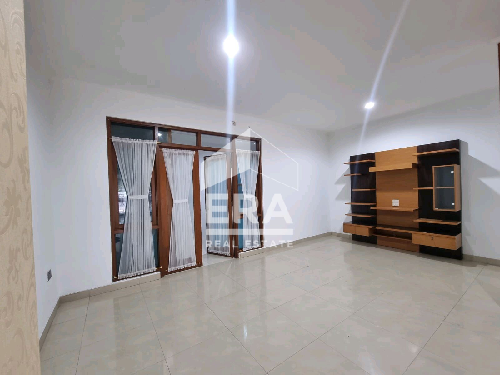interior 3