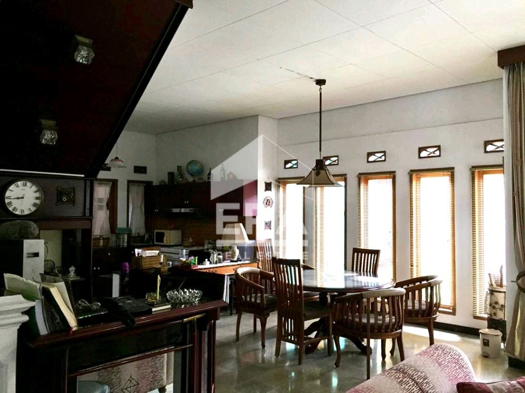 interior 4