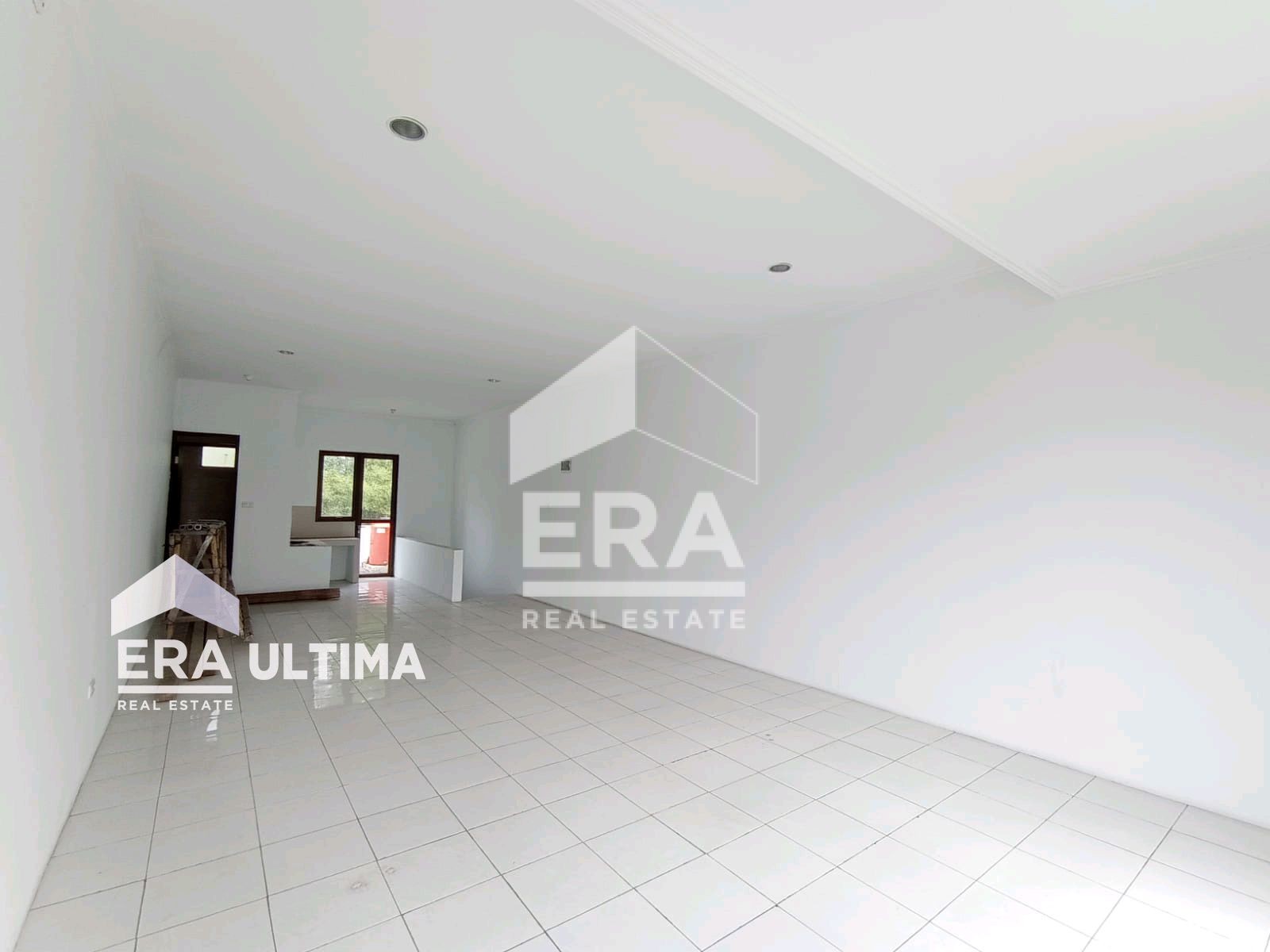 interior 2