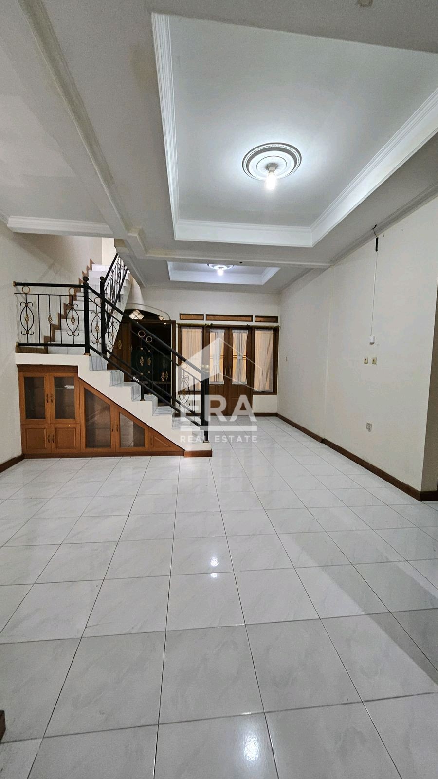 interior 2