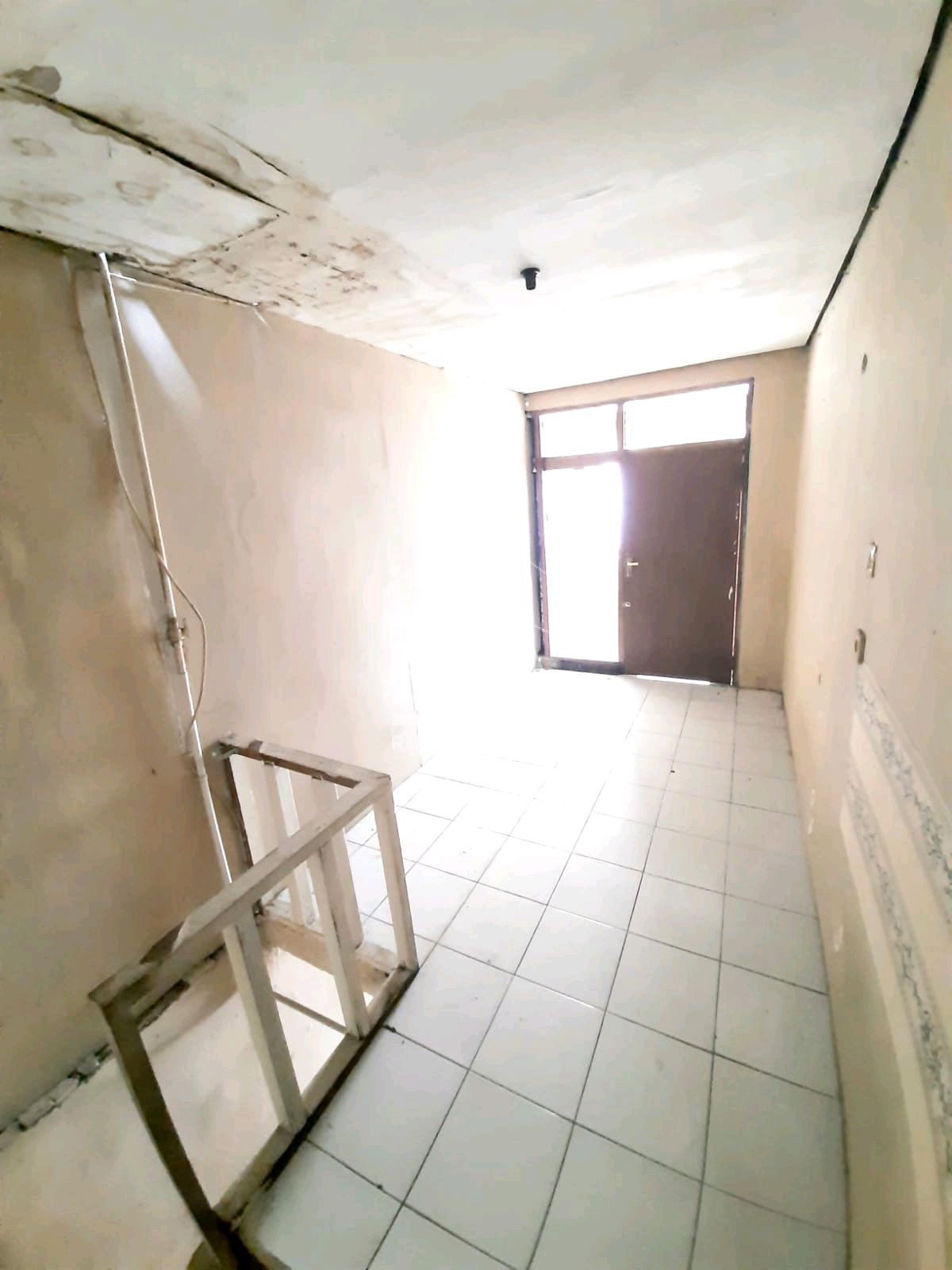 interior 3