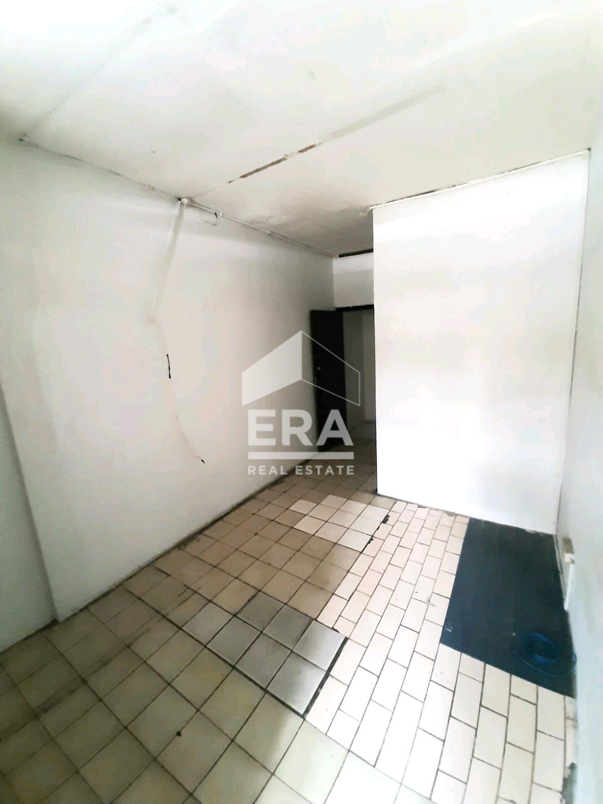 interior 4