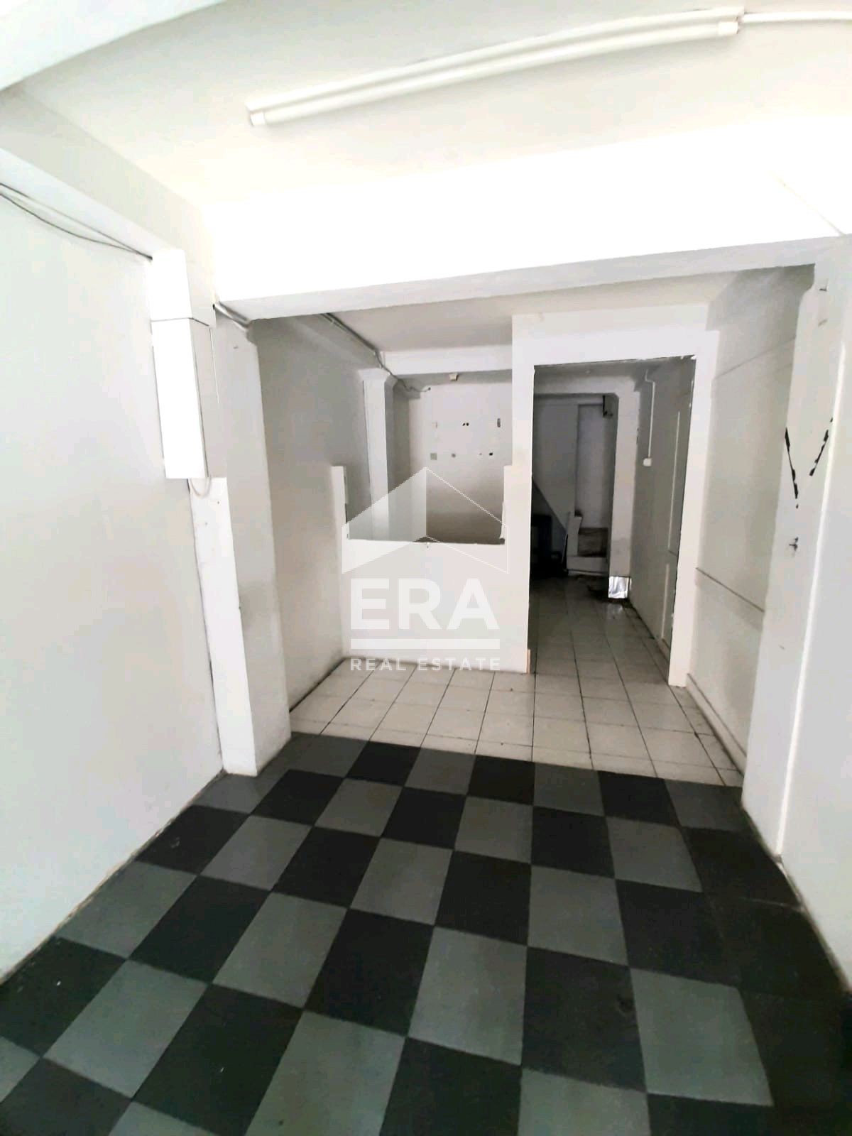 interior 6