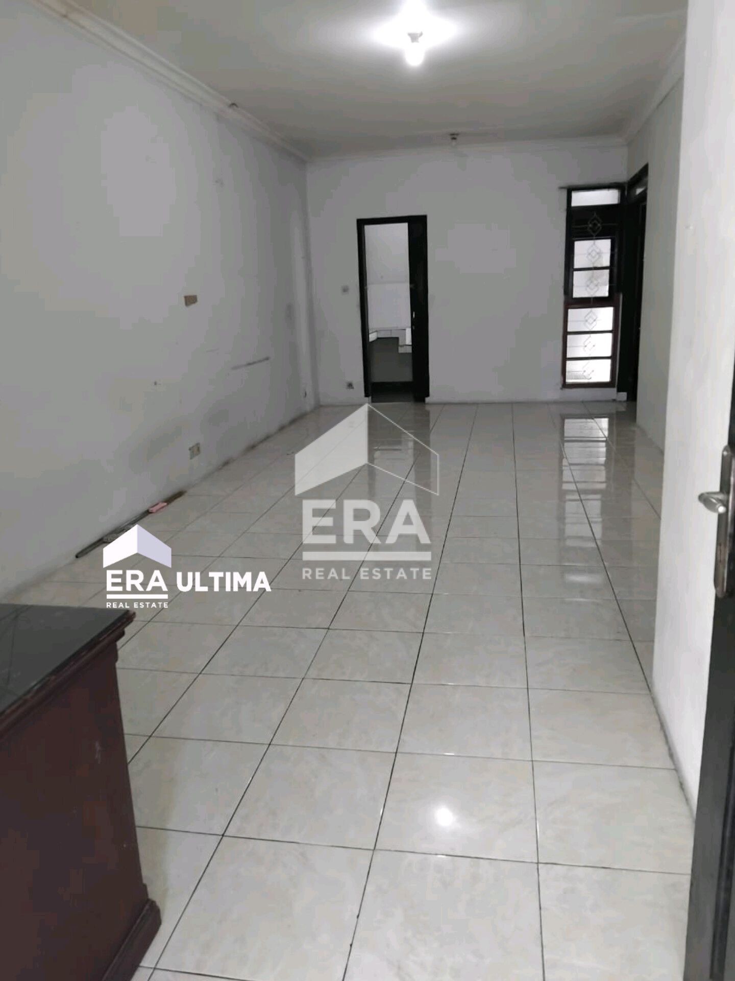 interior 2