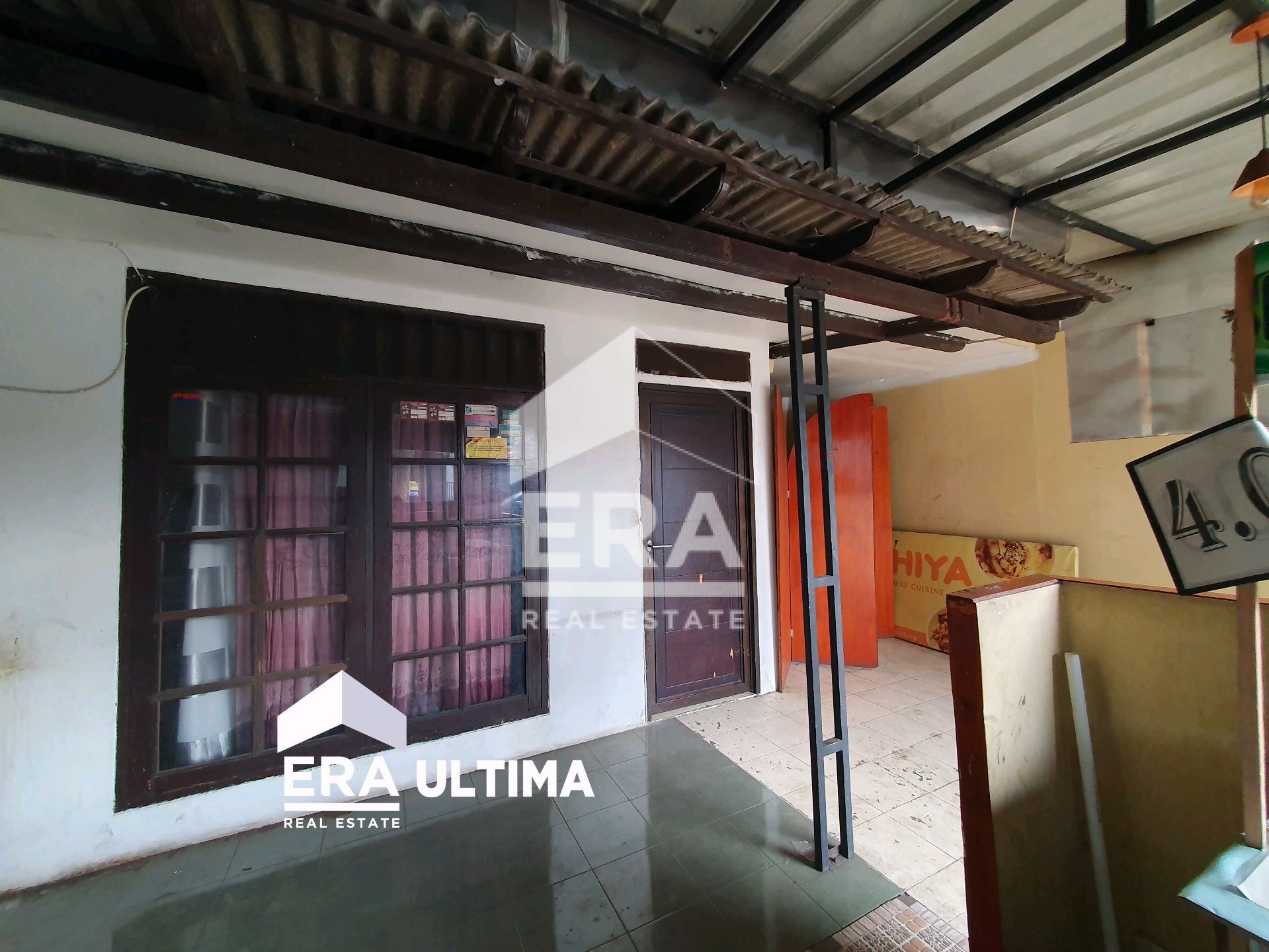 interior 8
