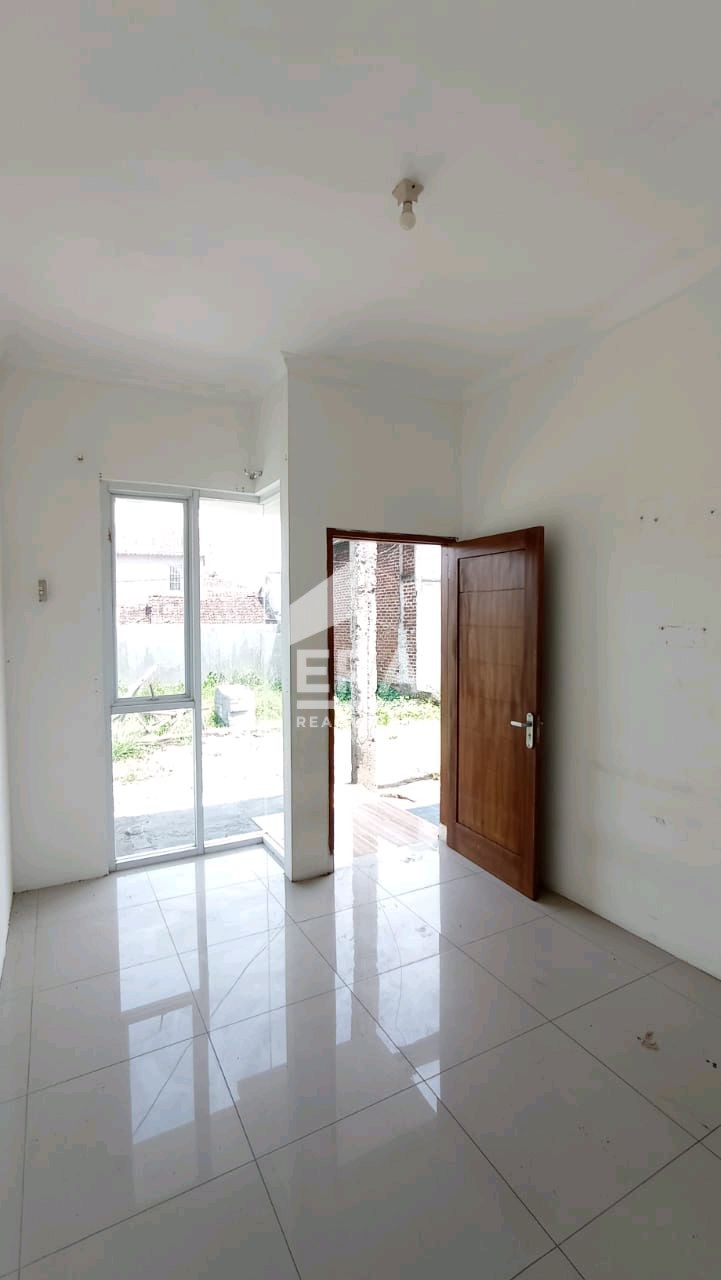 interior 9