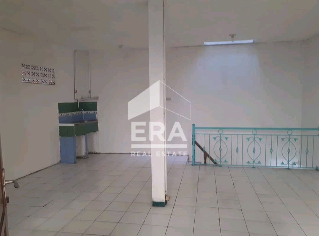 interior 4
