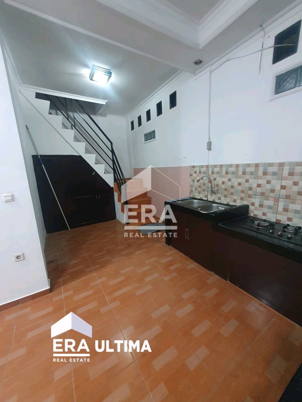 interior 2