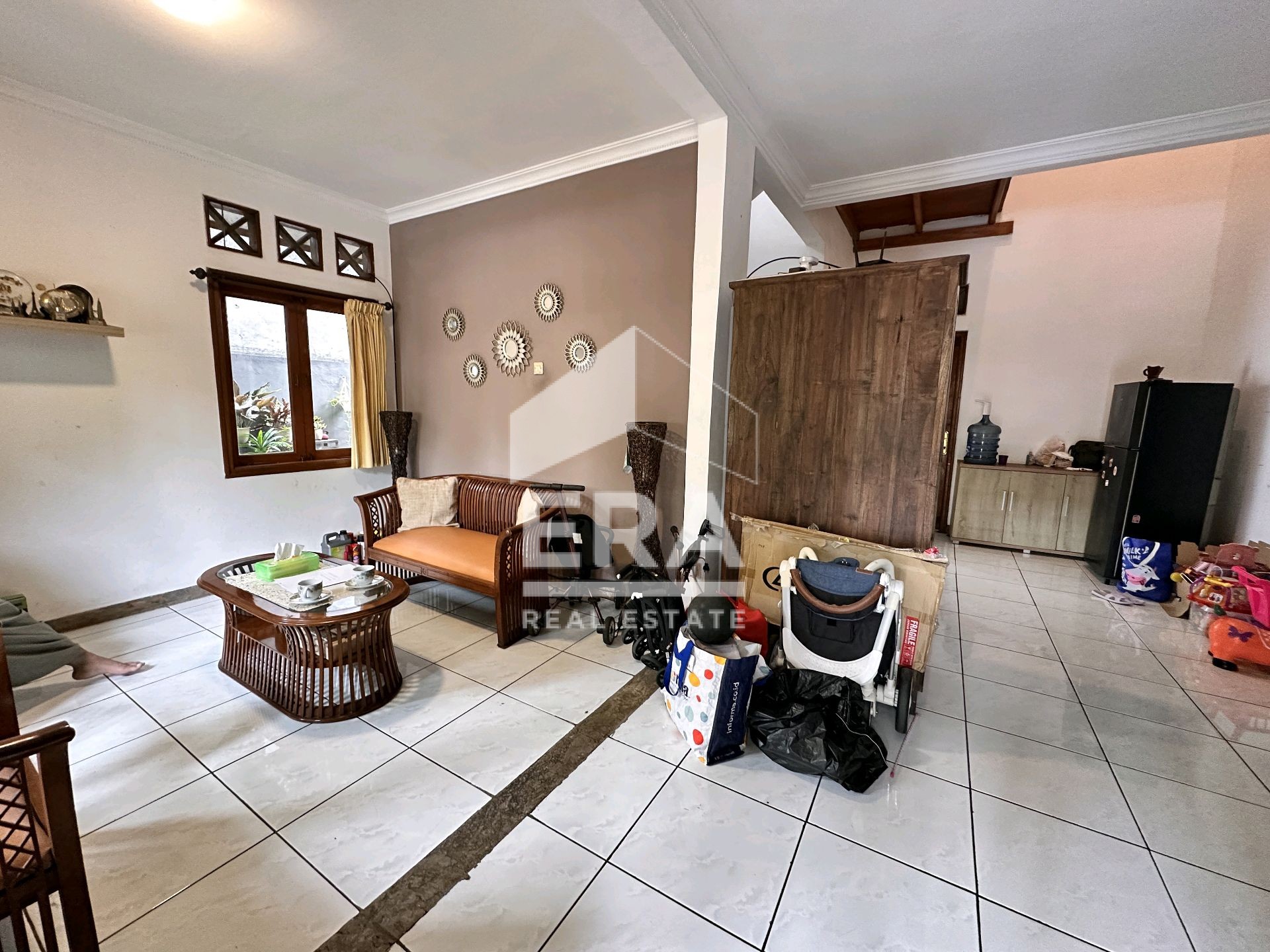 interior 6