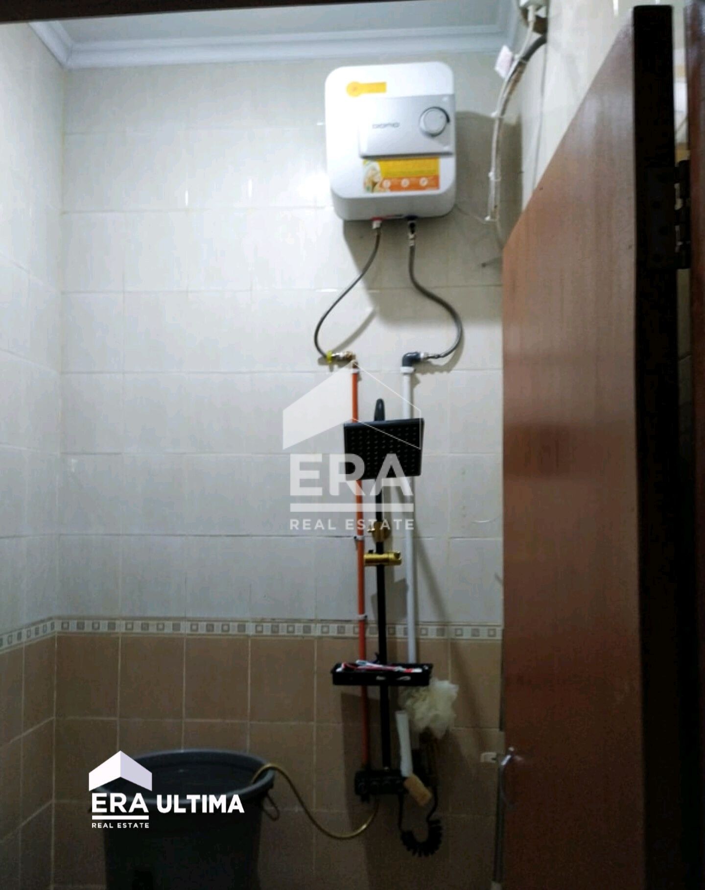 interior 8