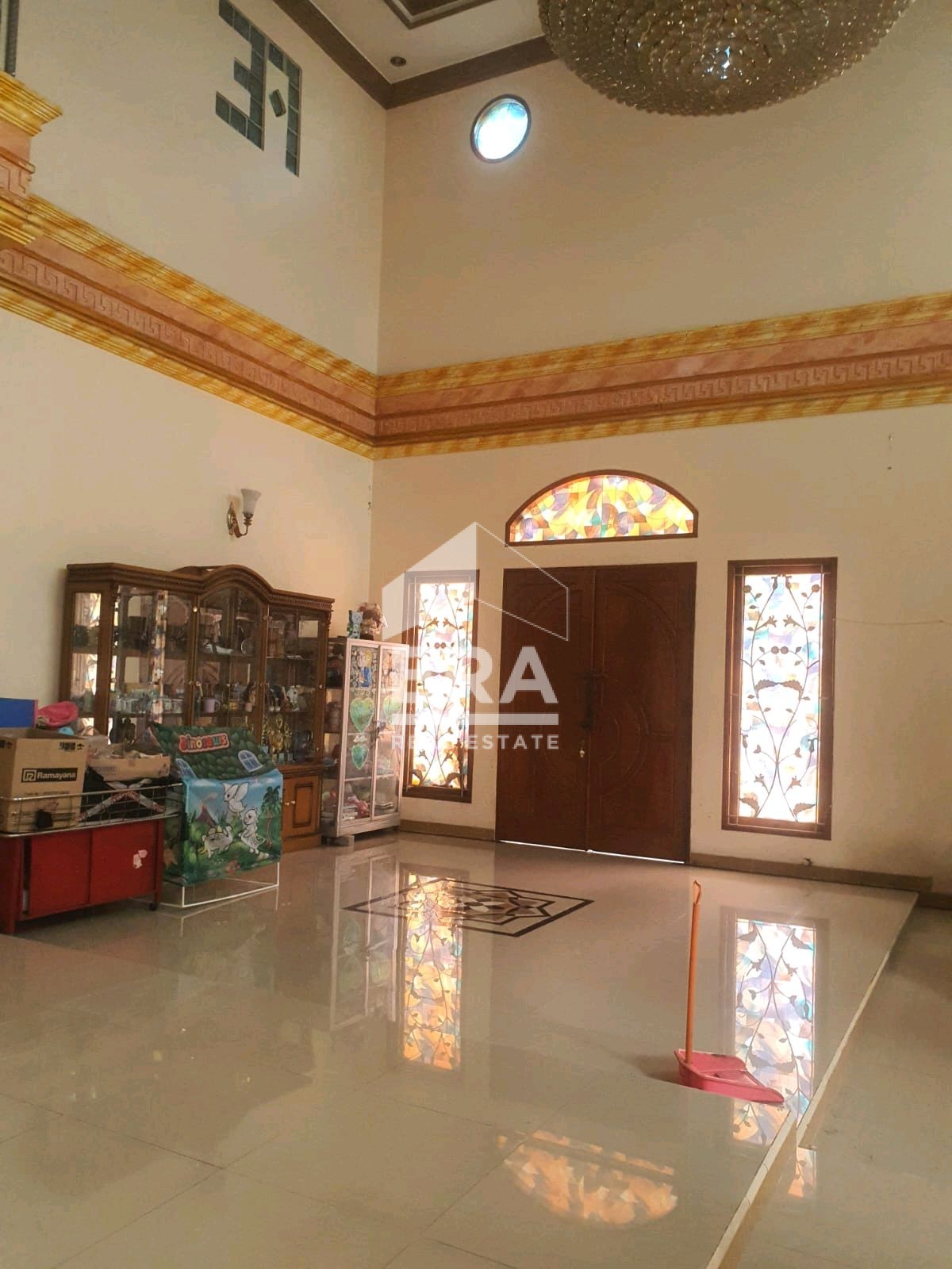 interior 3