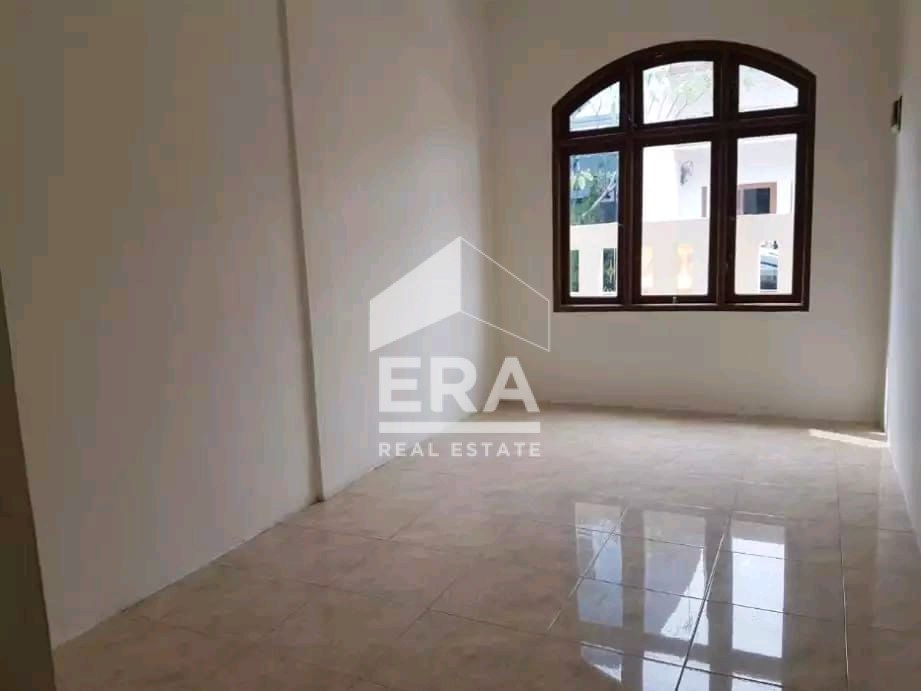 interior 2