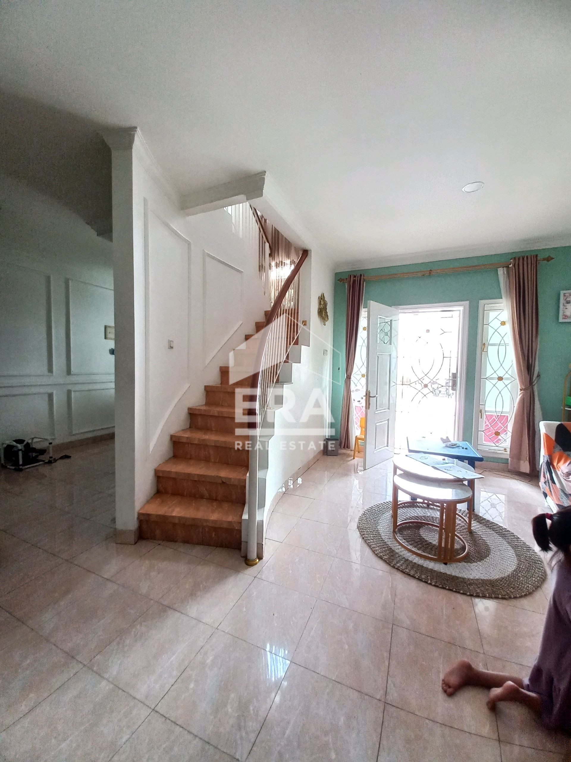 interior 3