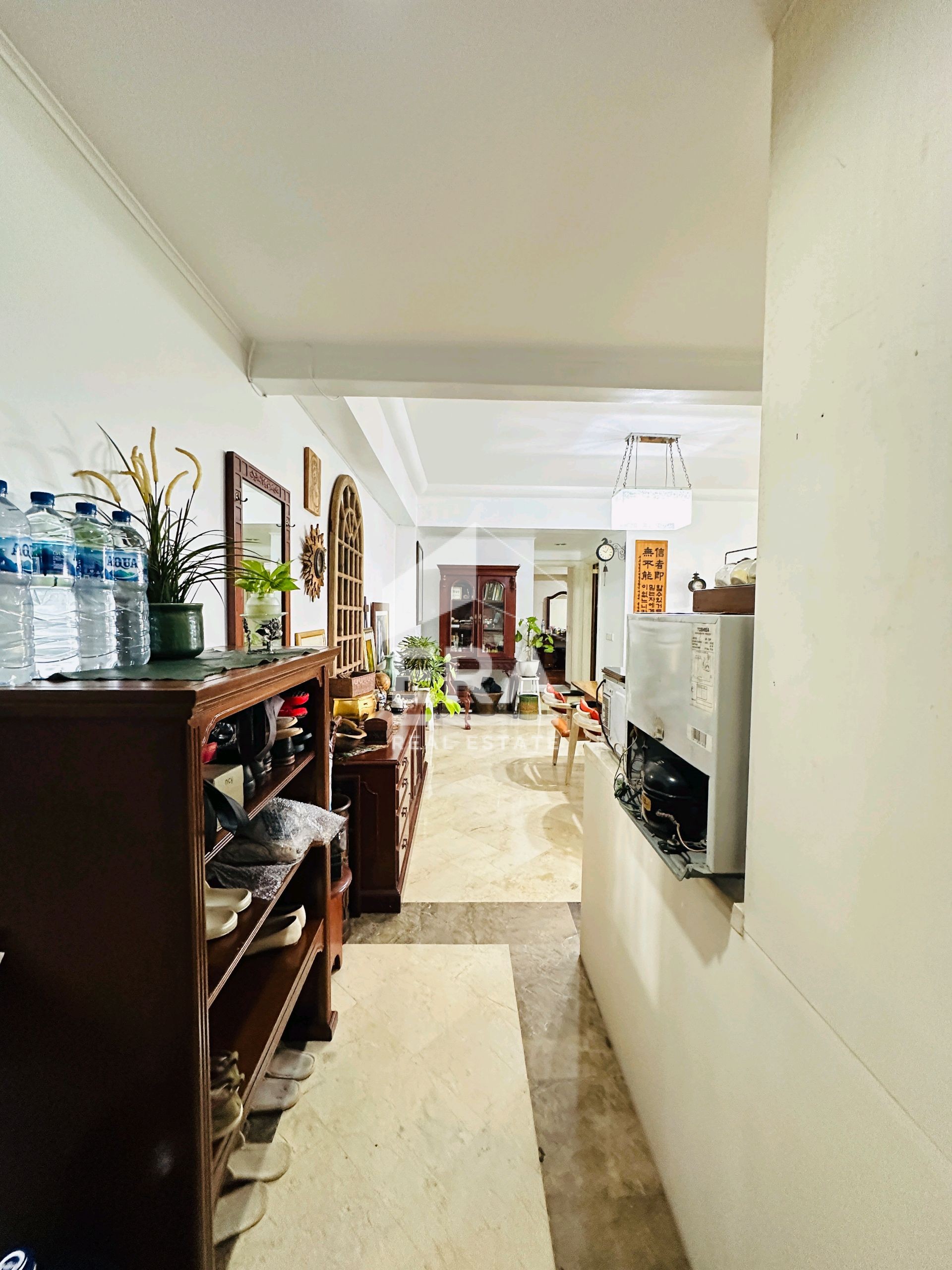 interior 4