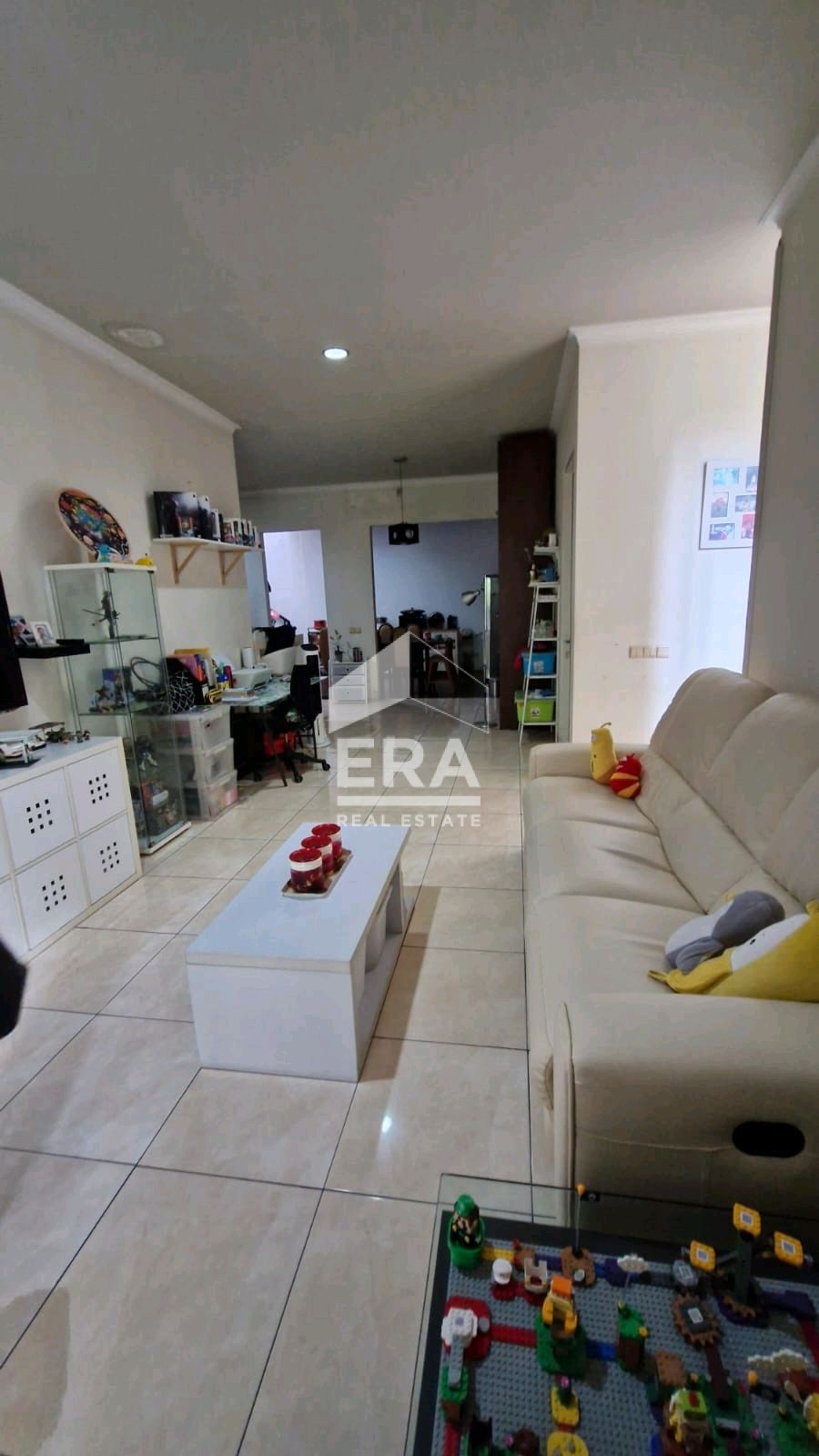 interior 6
