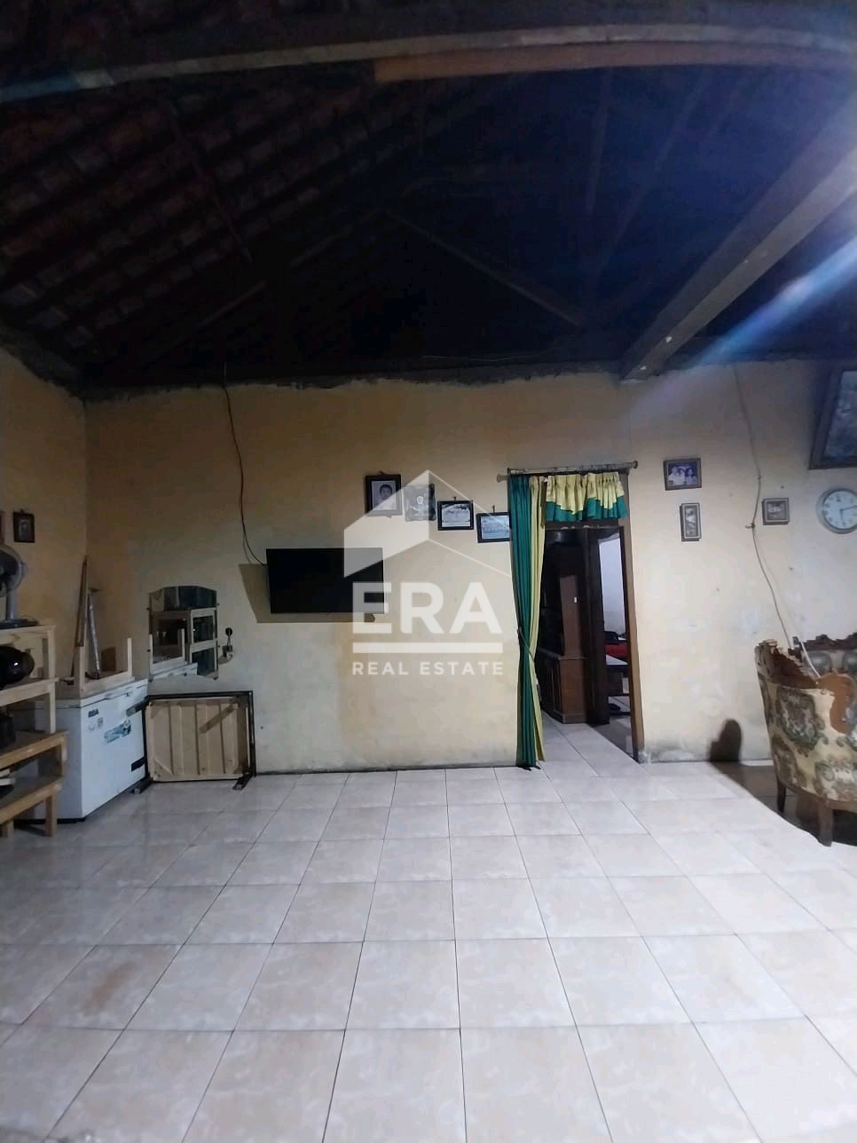 interior 6