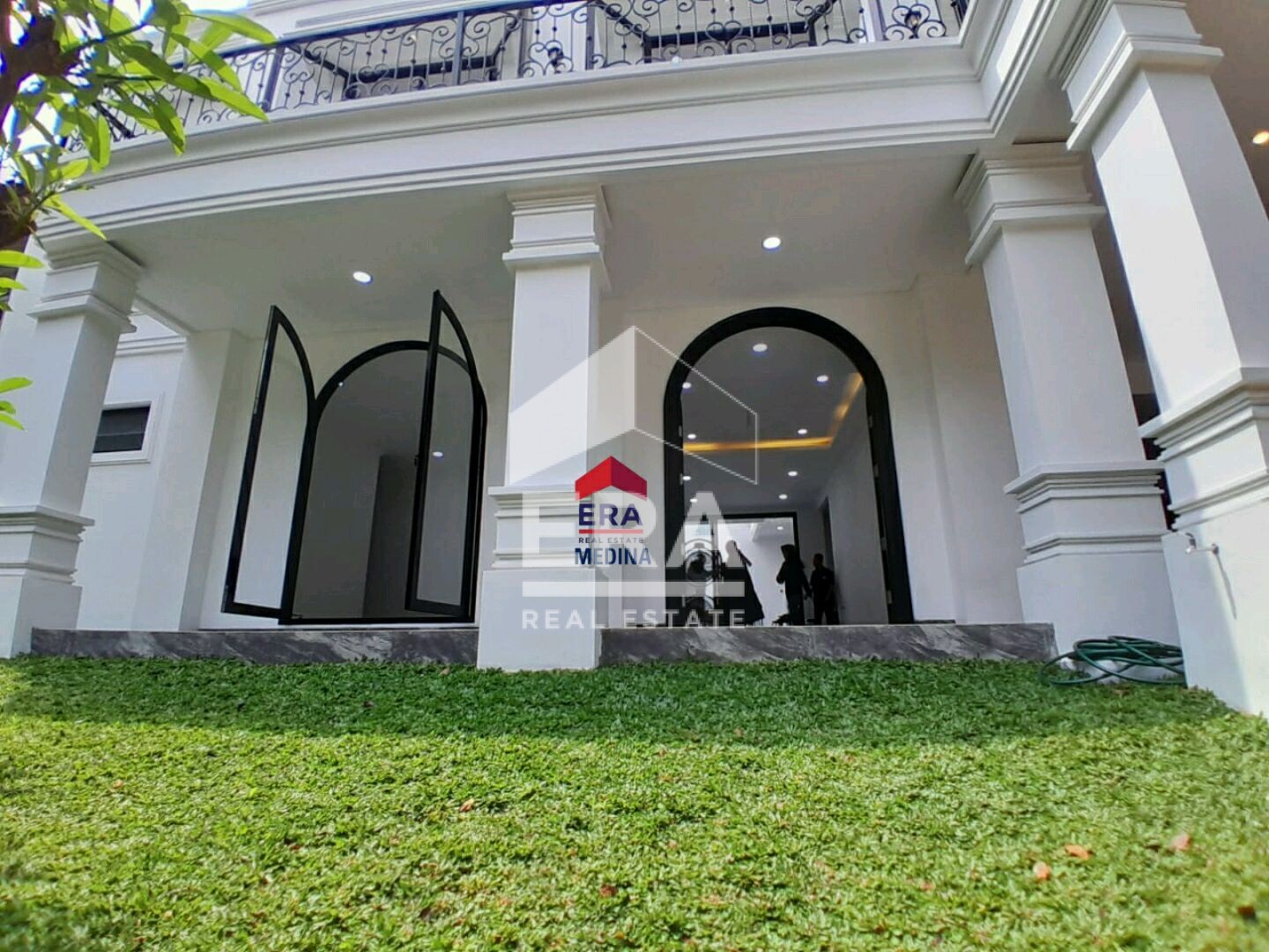 interior 7