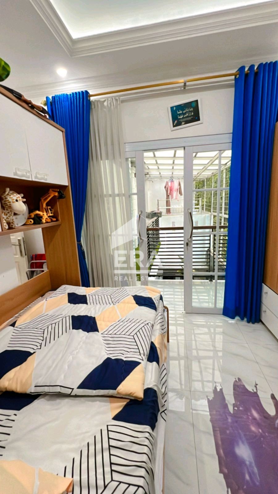 interior 9