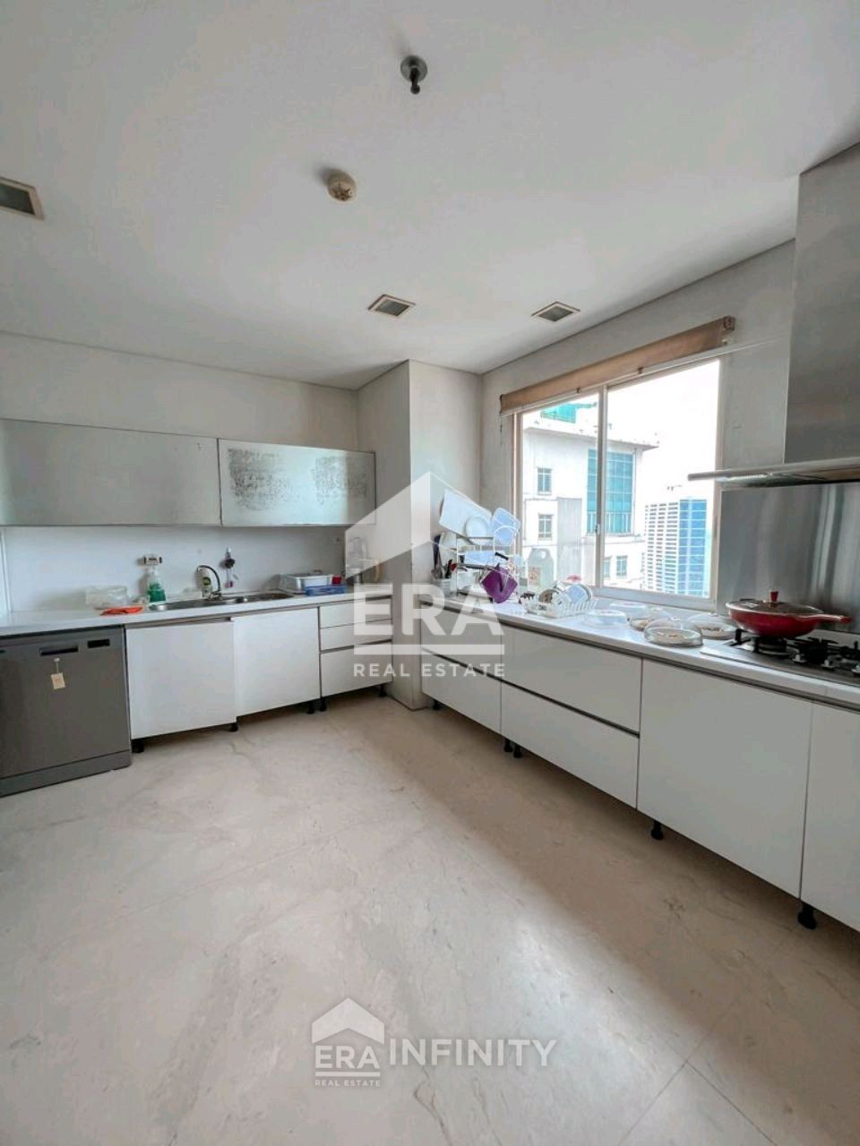 interior 7