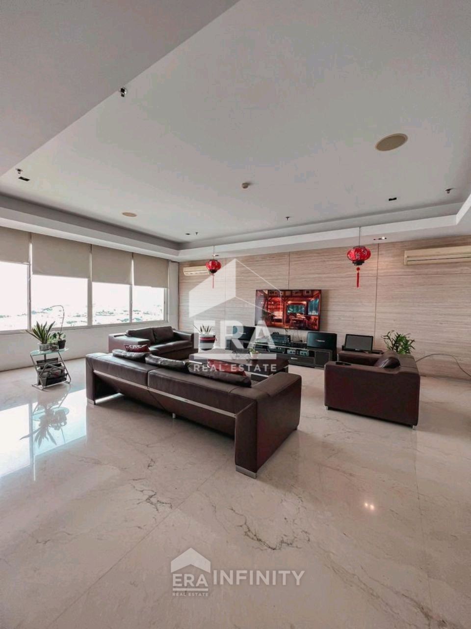 interior 9