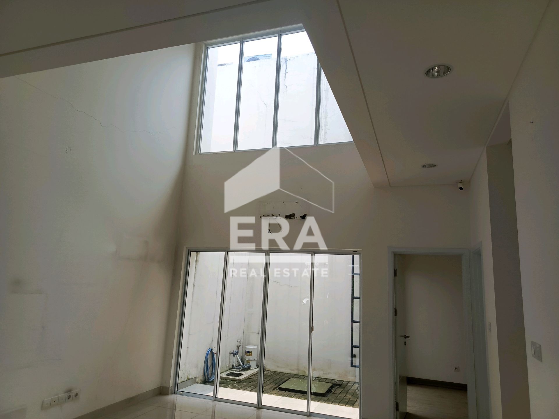 interior 3