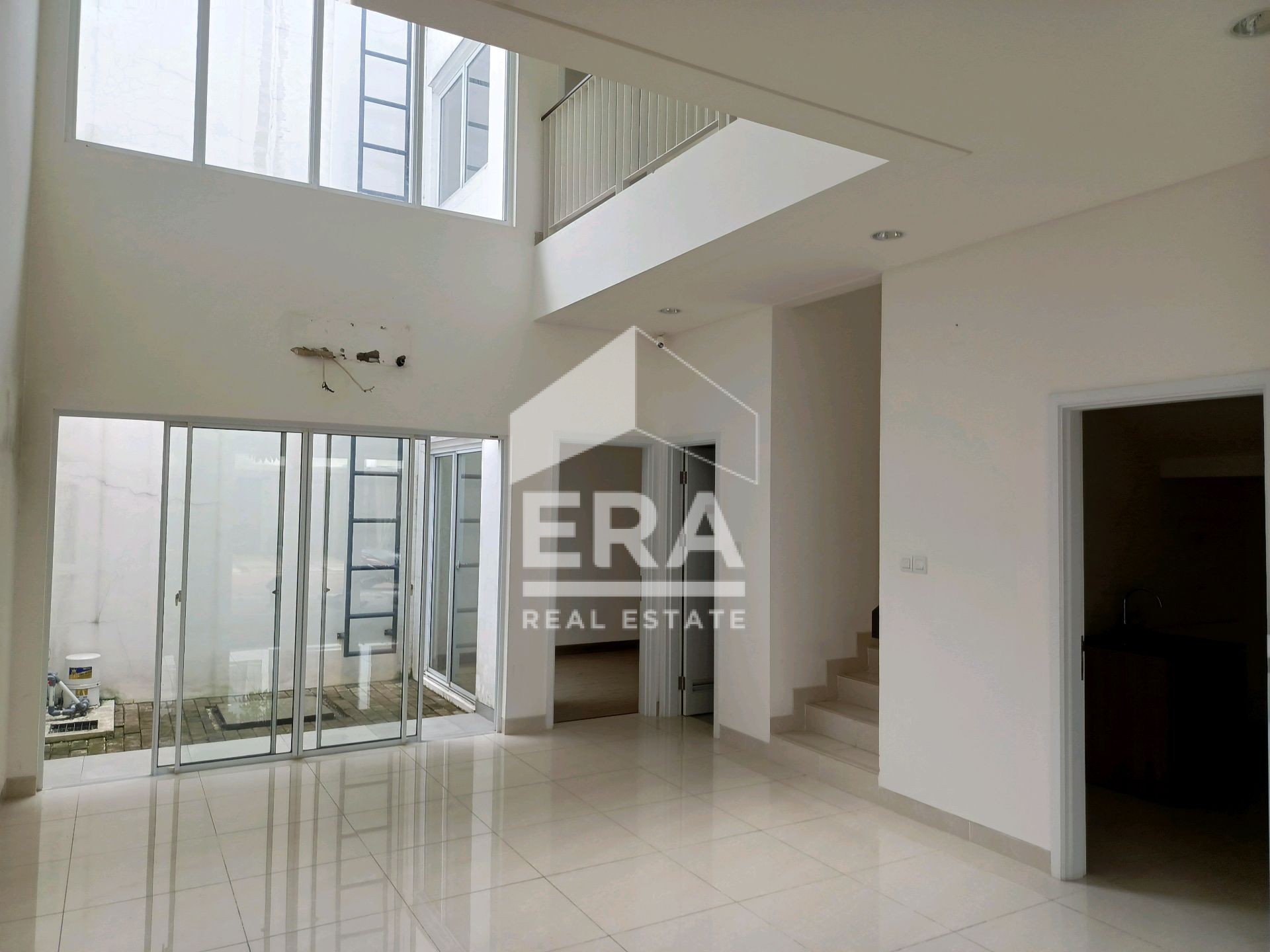 interior 4