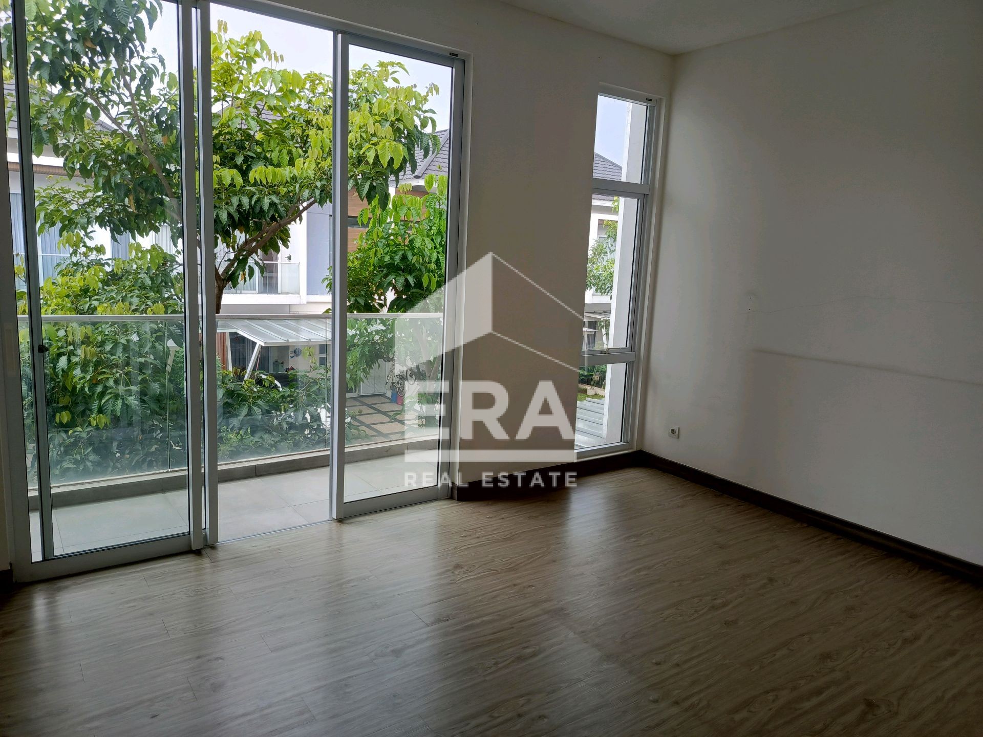 interior 5