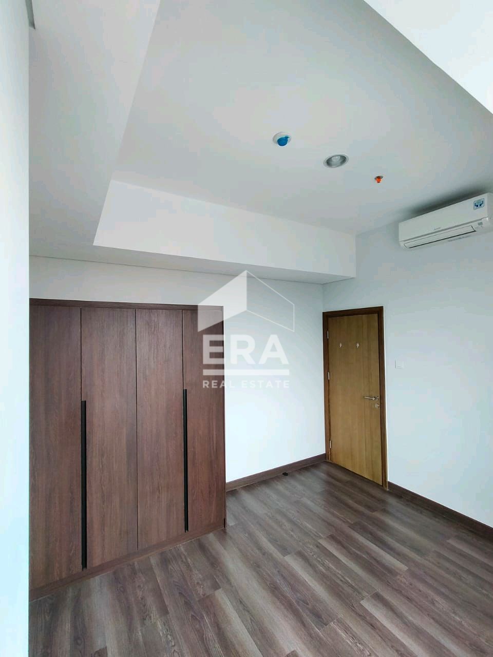 interior 2