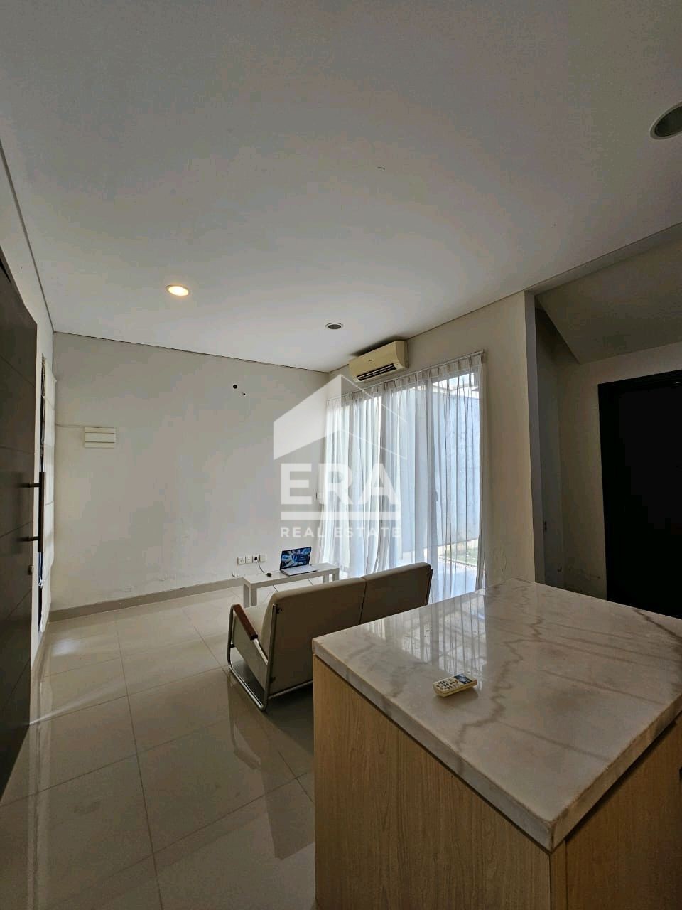 interior 7