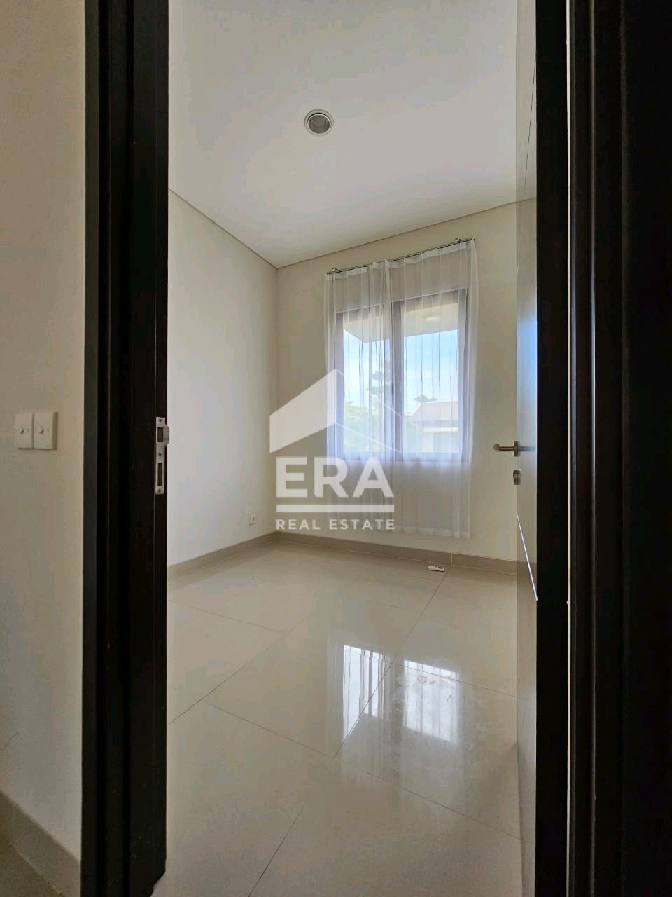 interior 10