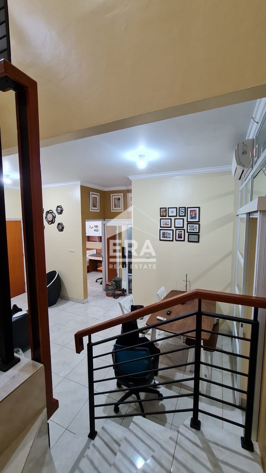 interior 9