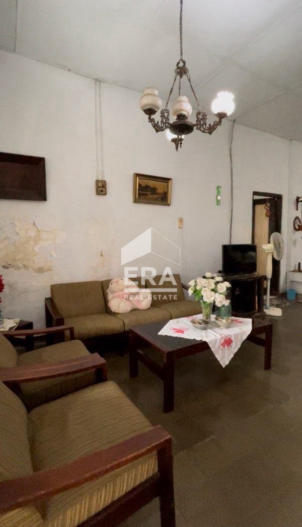 interior 2