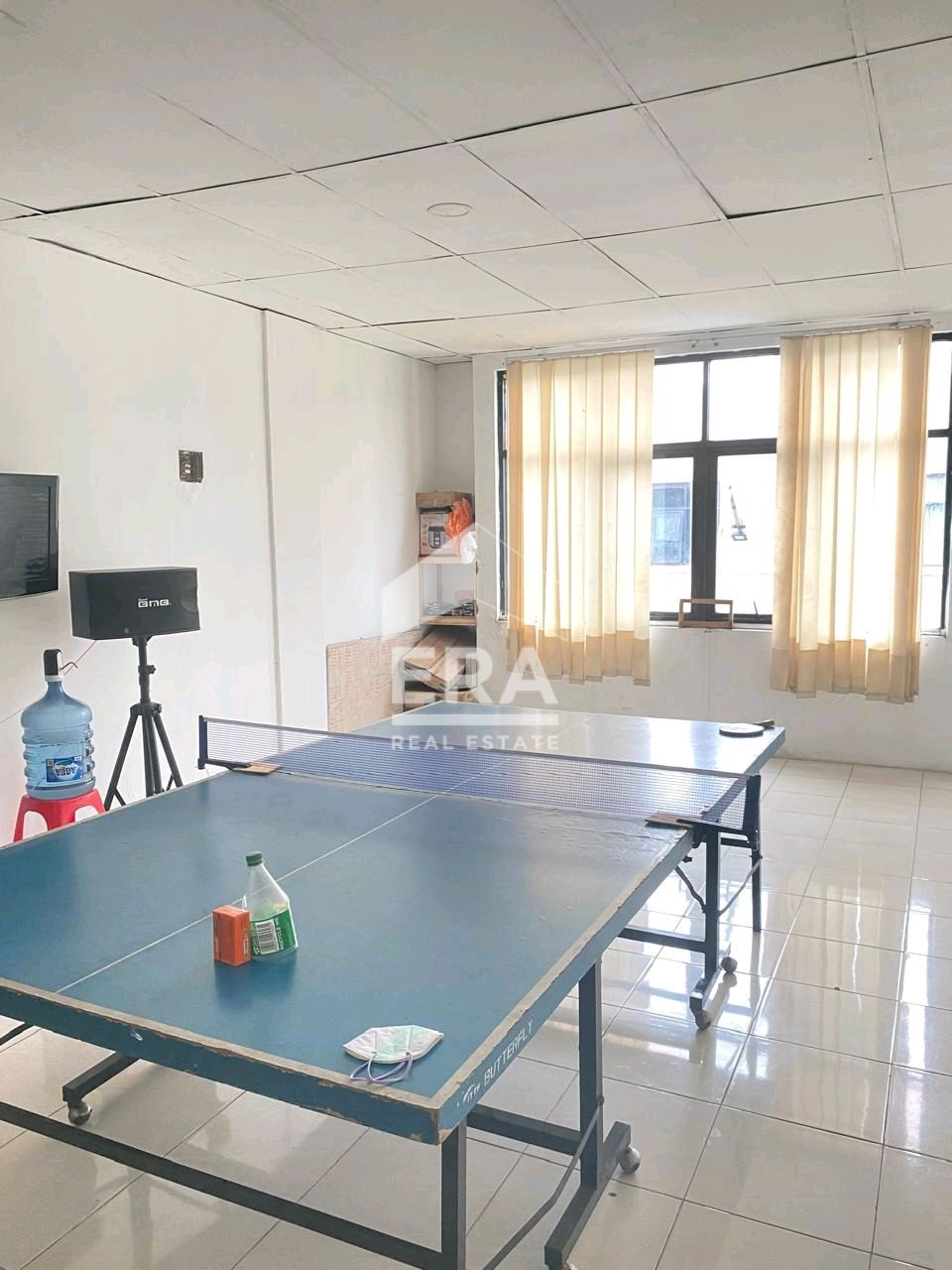 interior 9