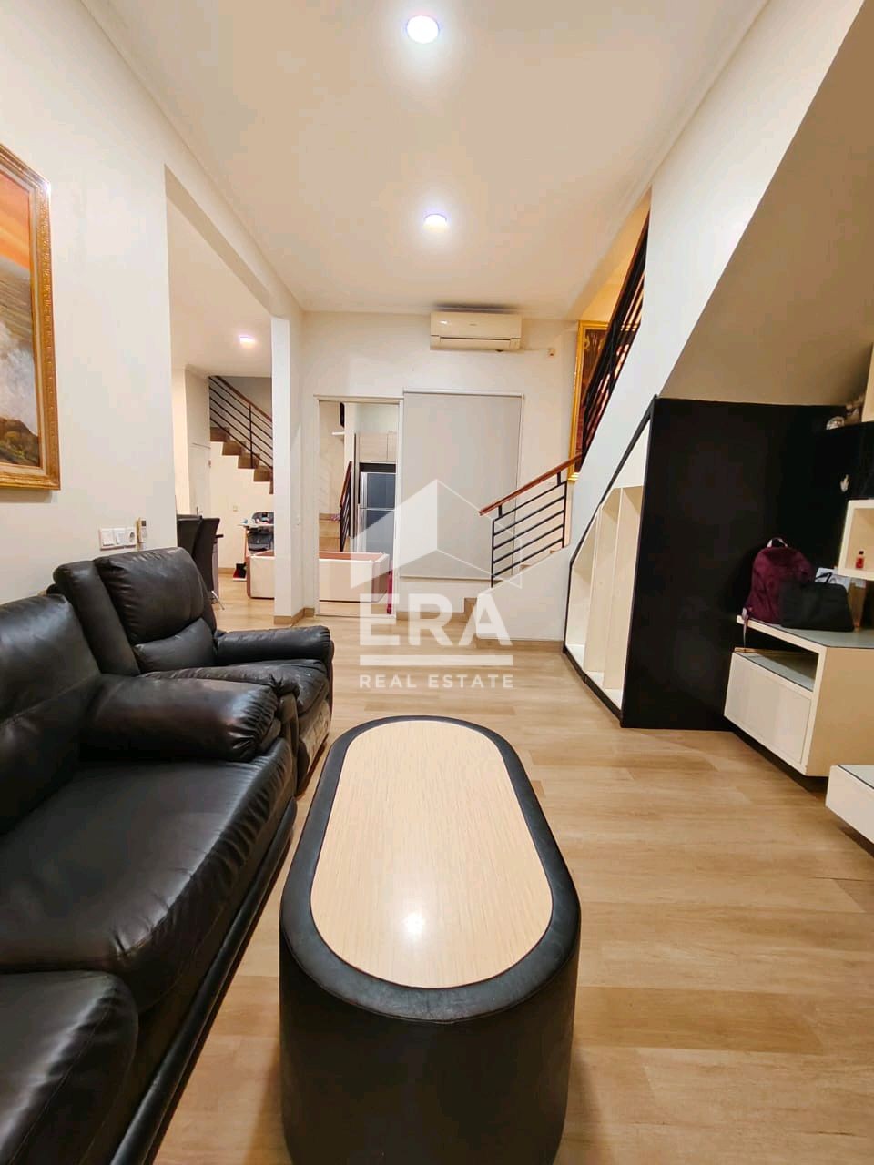 interior 2