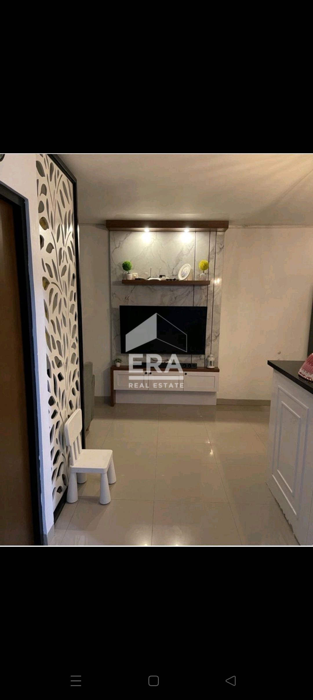 interior 8
