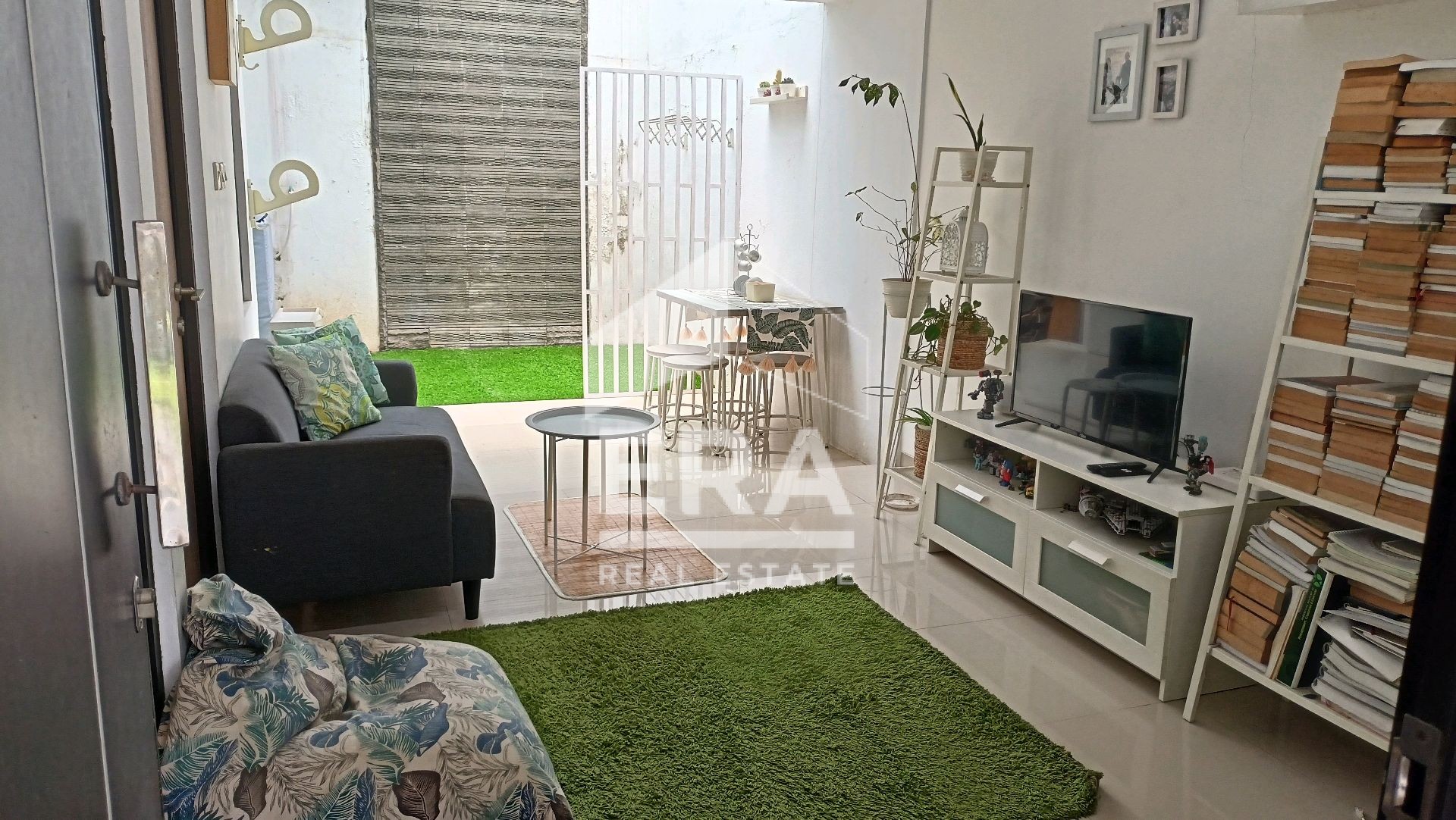 interior 2