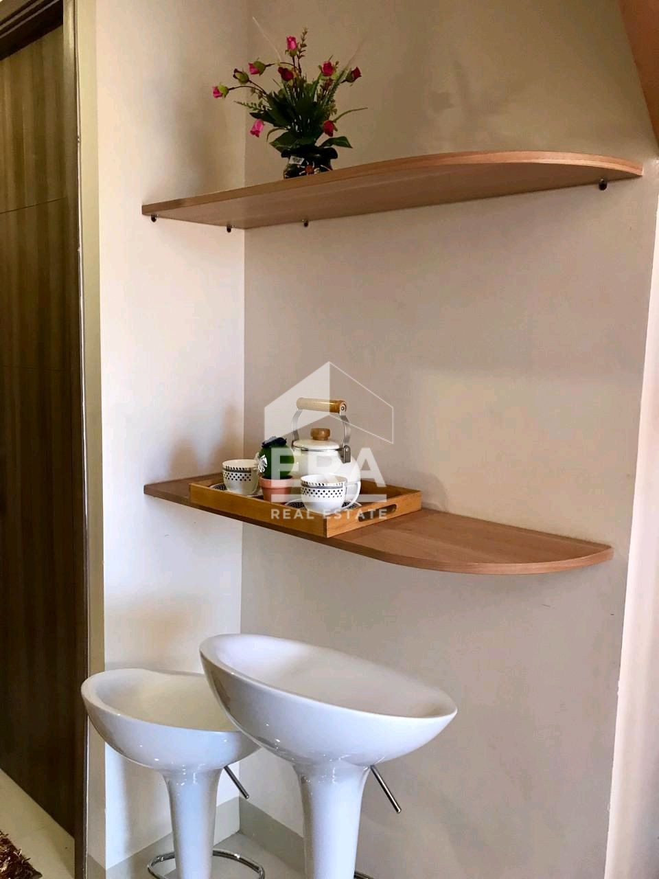 interior 10