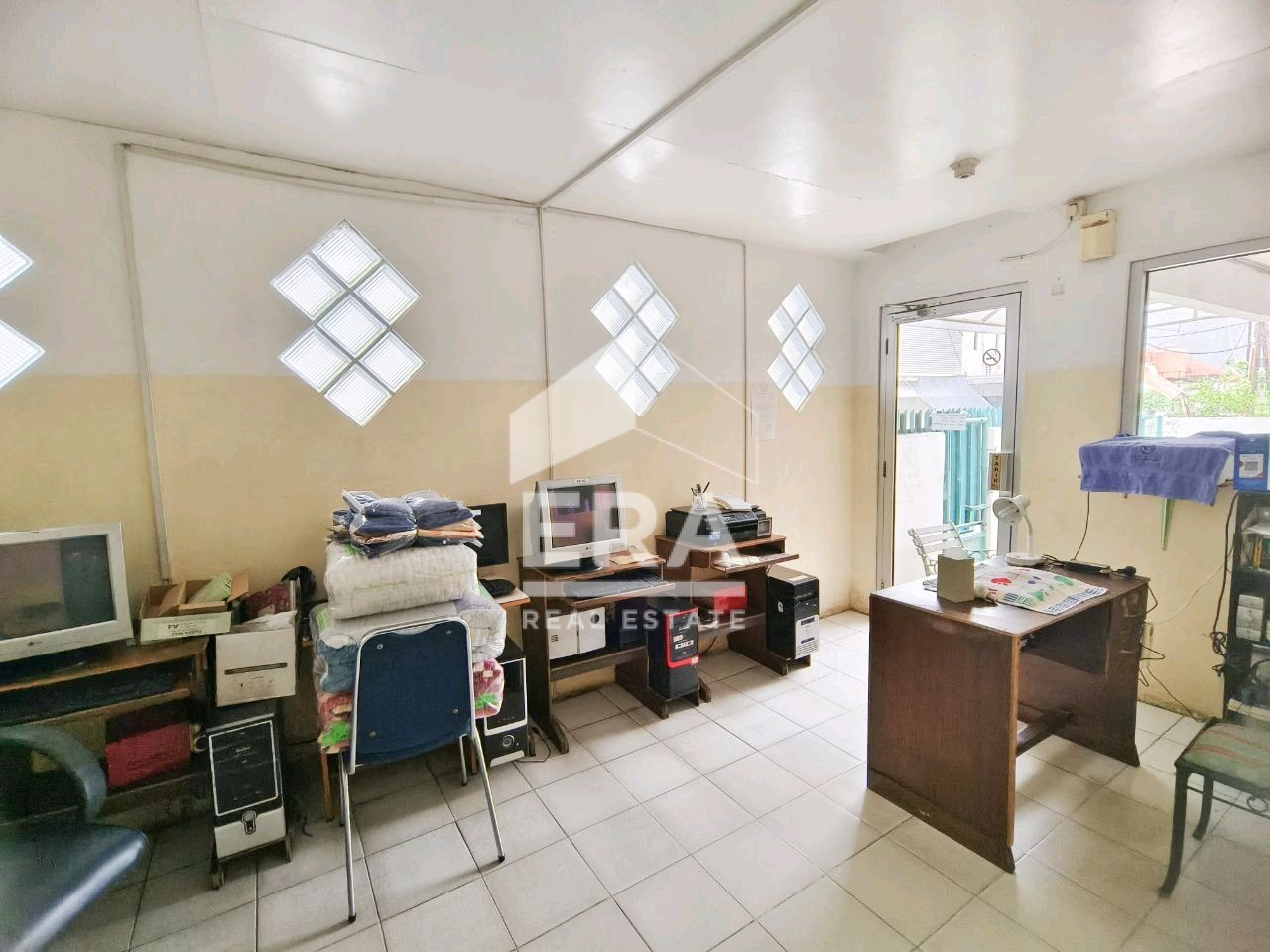 interior 7